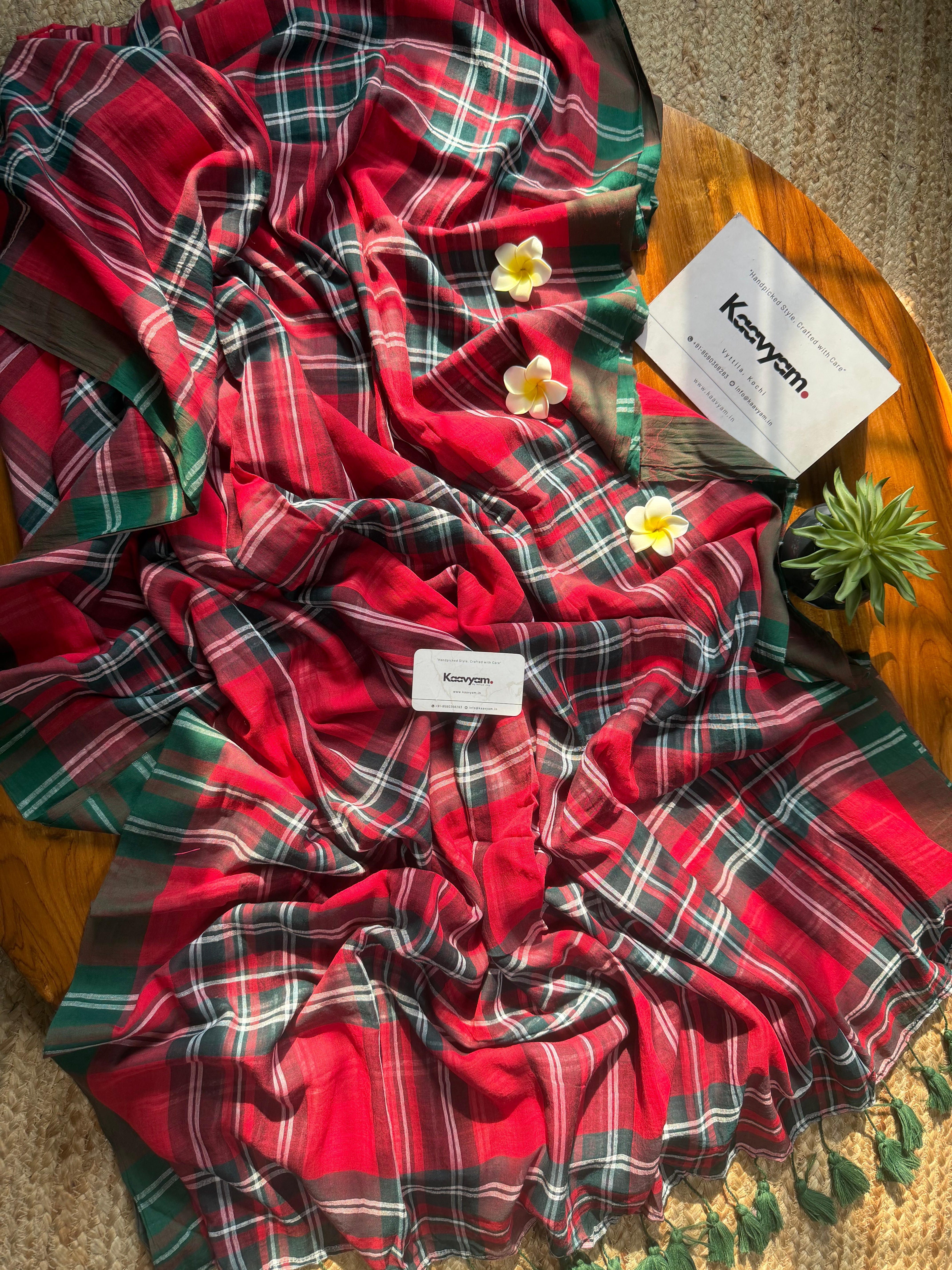 Urban Plaid Check Saree