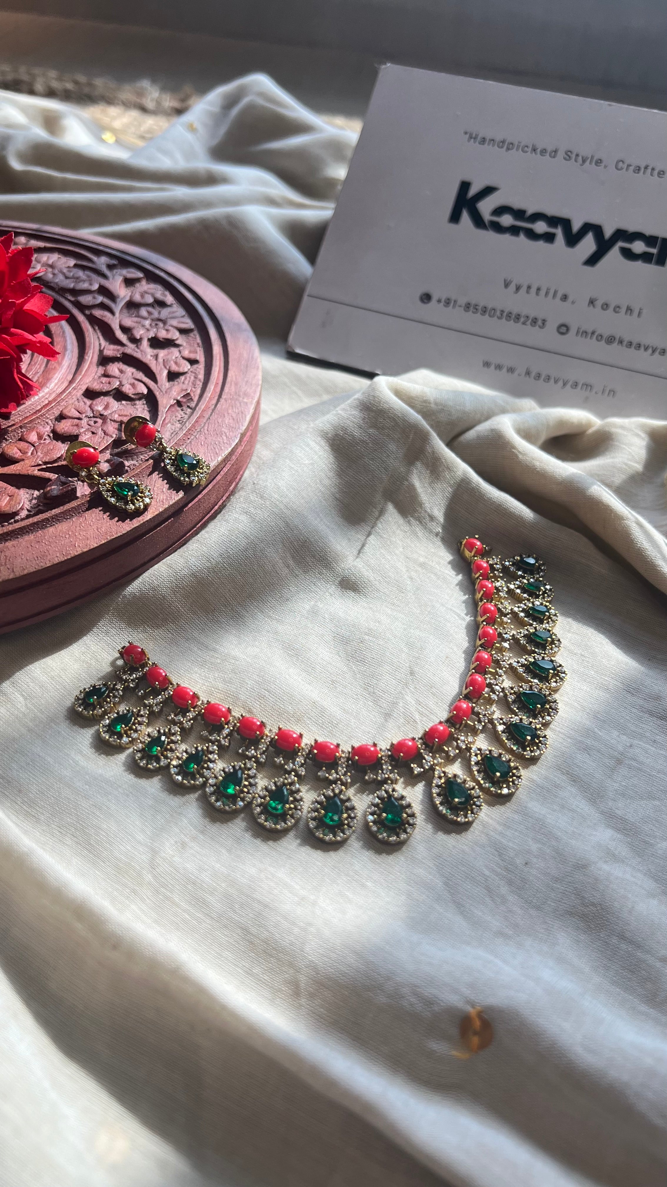 Red Coral And Emerald necklace