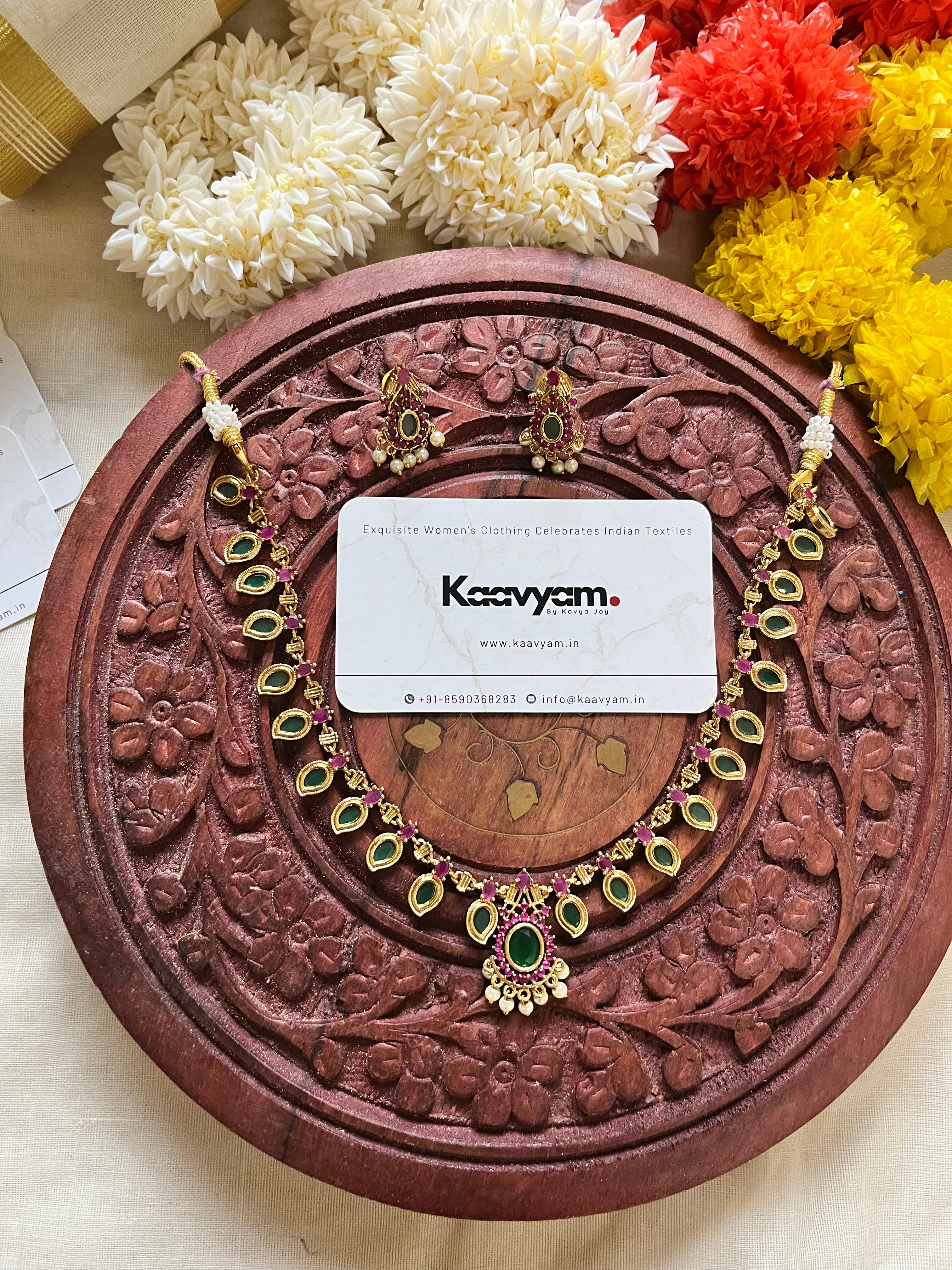 Paalakka Necklace & Earrings