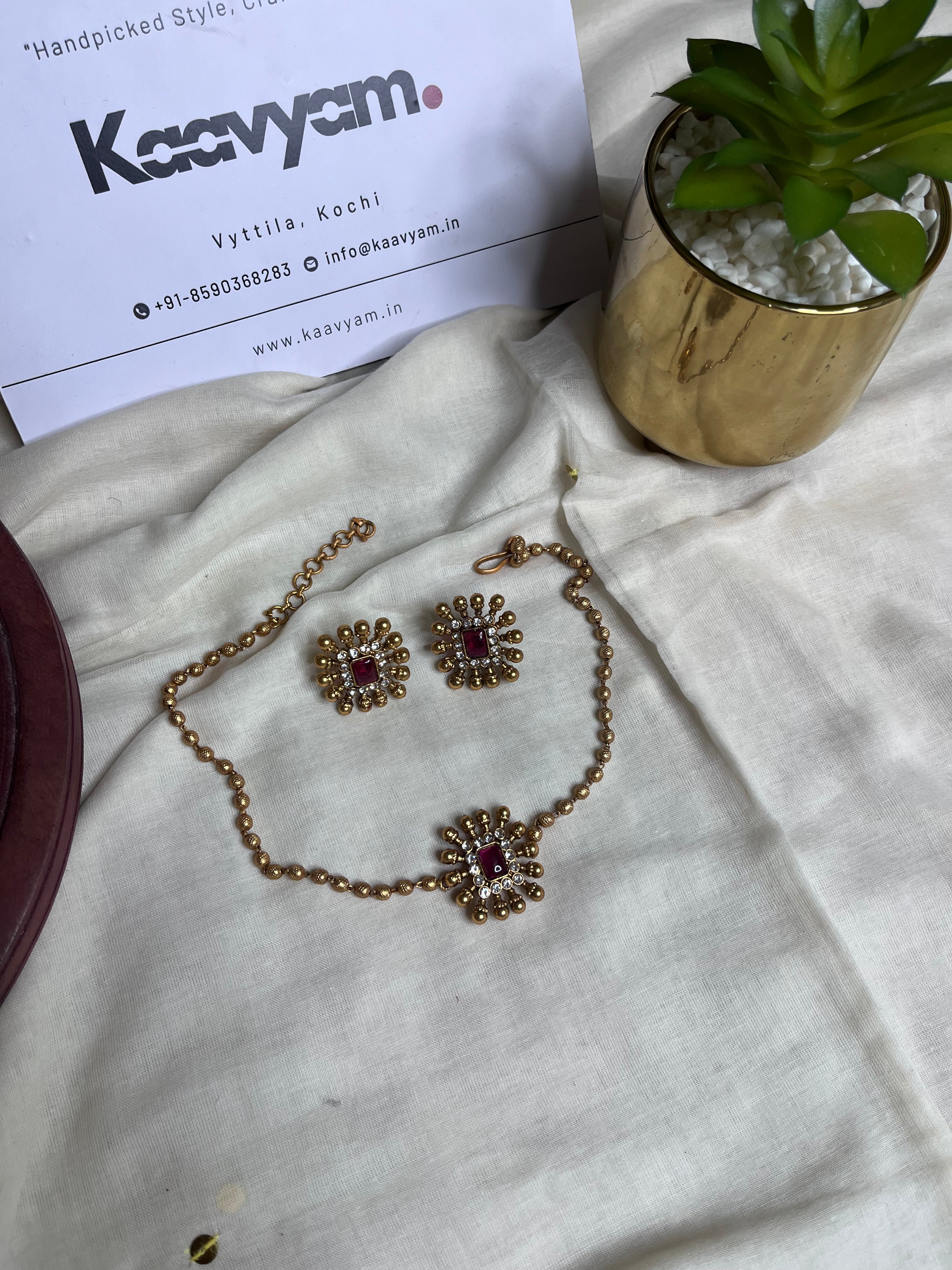 Single Layer Choker & Earrings