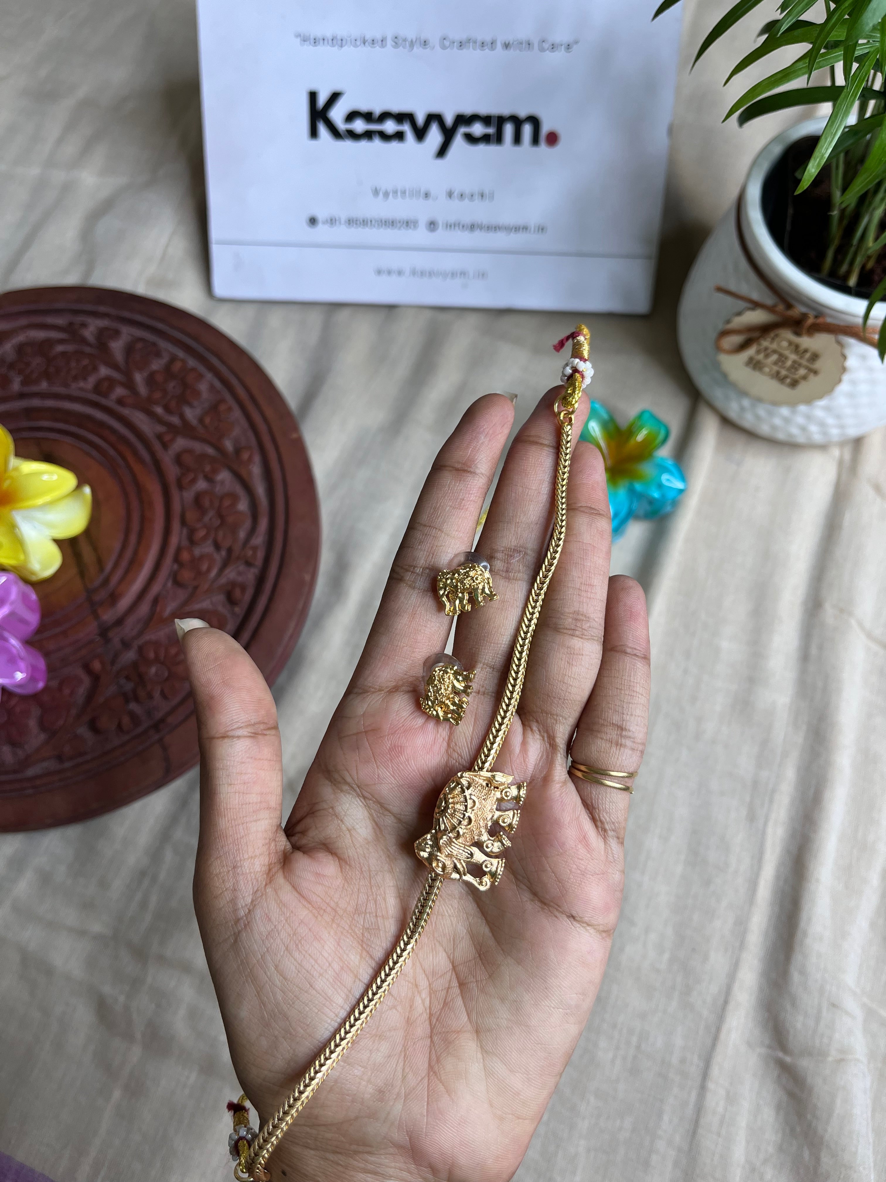 Elephant Neckpiece & Earrings