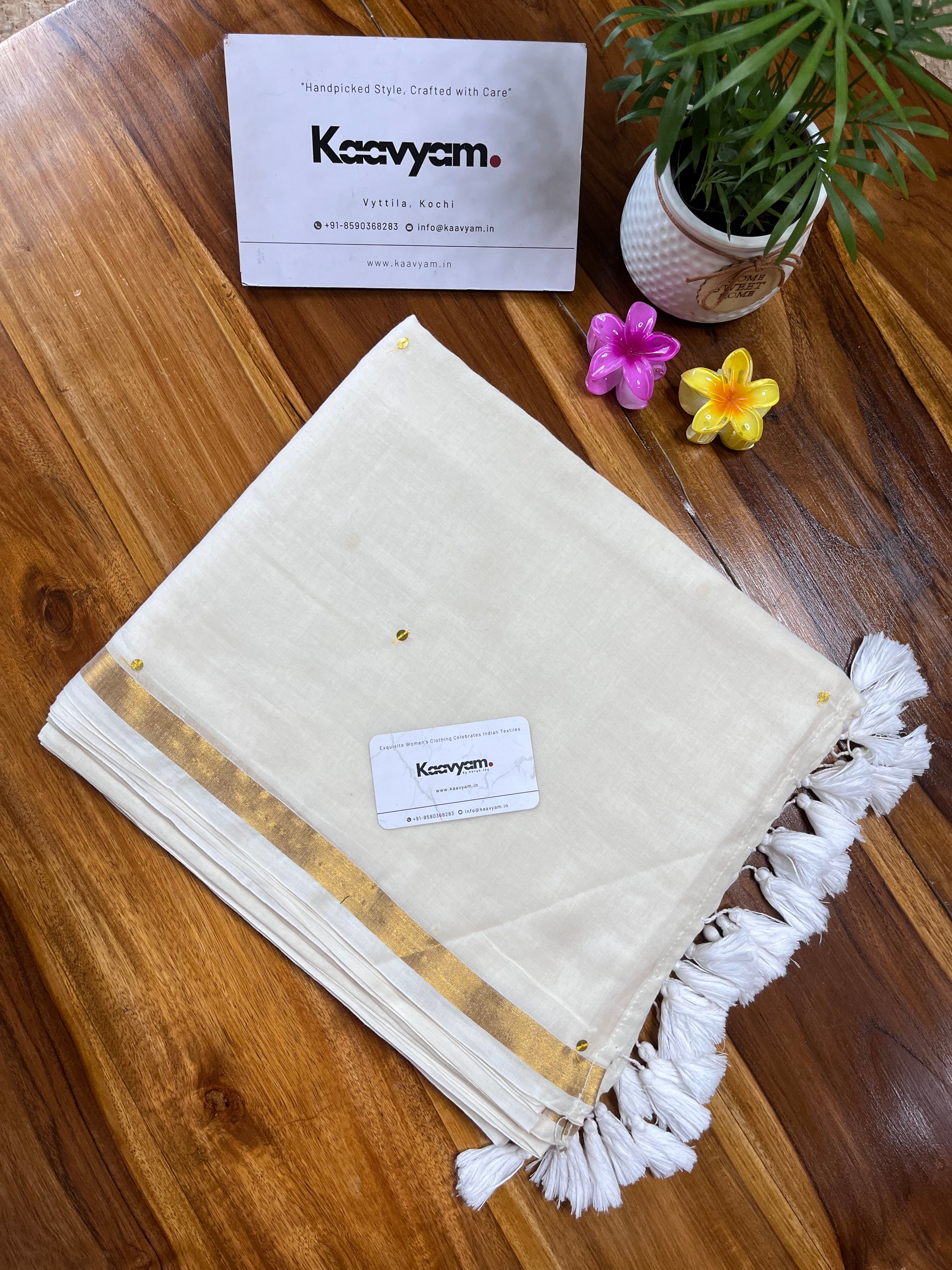 Nyla Usha Inspired Goldy Mul Cotton Saree