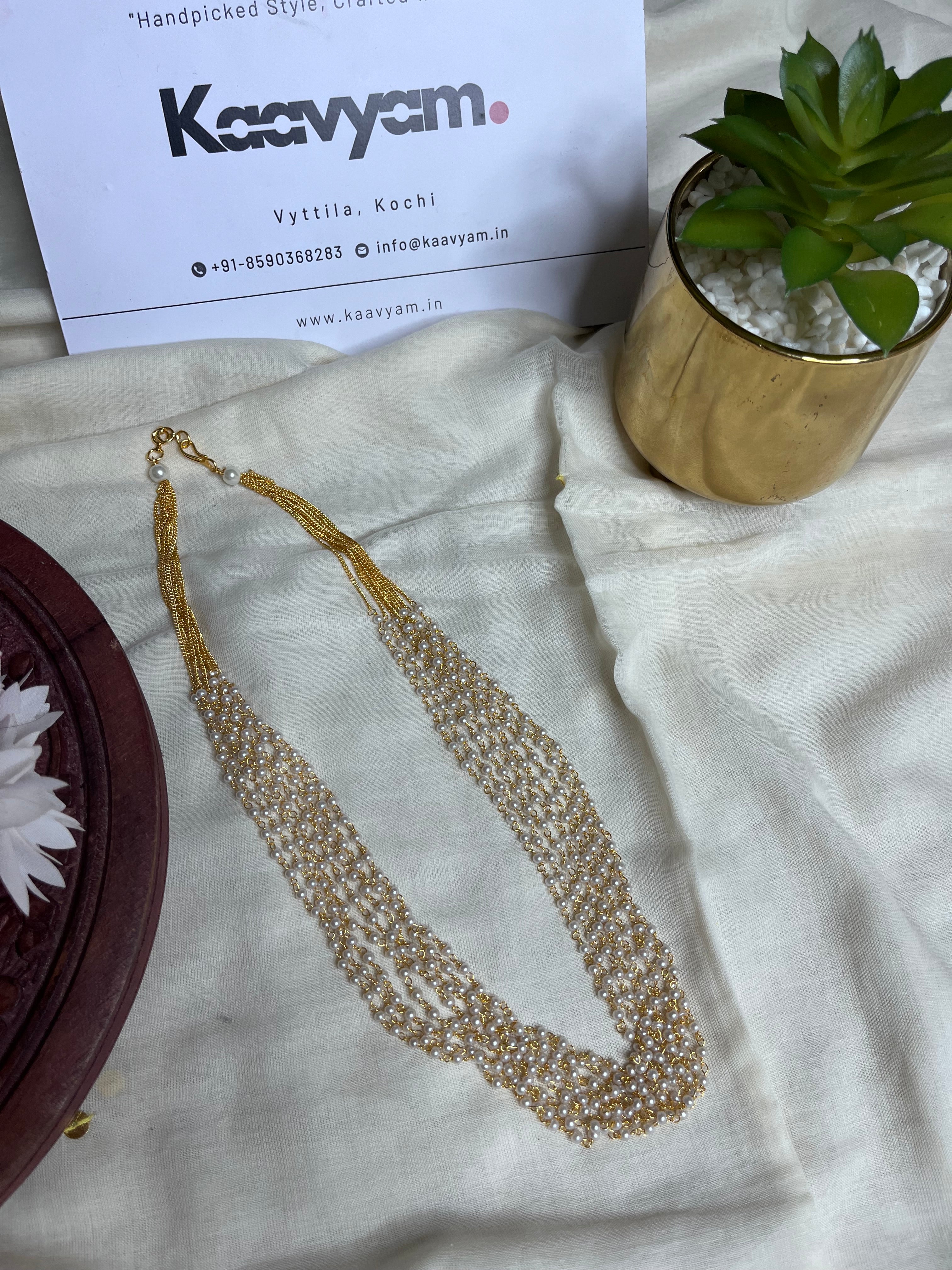 Heavy Pearl Layer Necklace