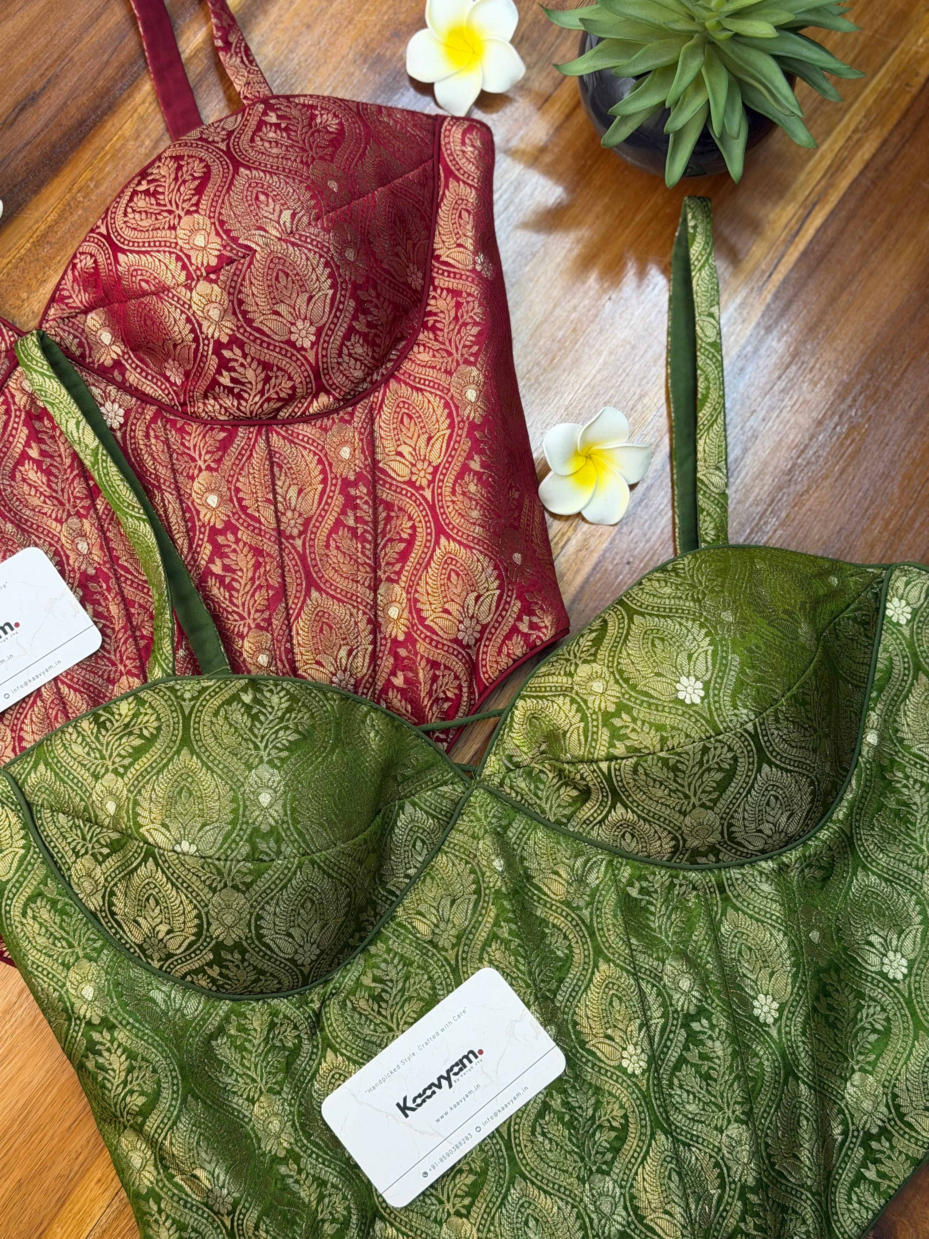 Raag Corset