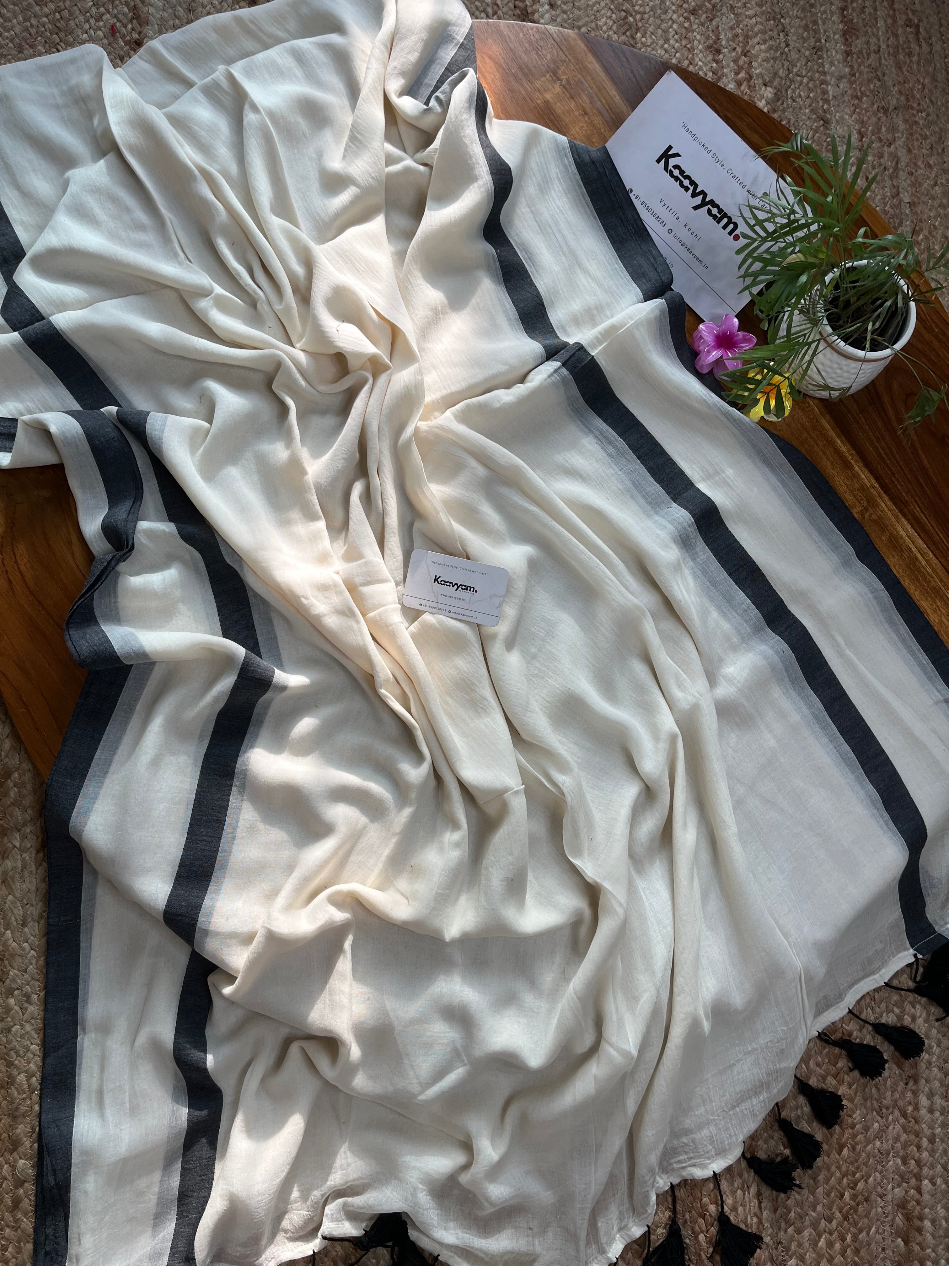 Mul Cotton Double Kara Saree