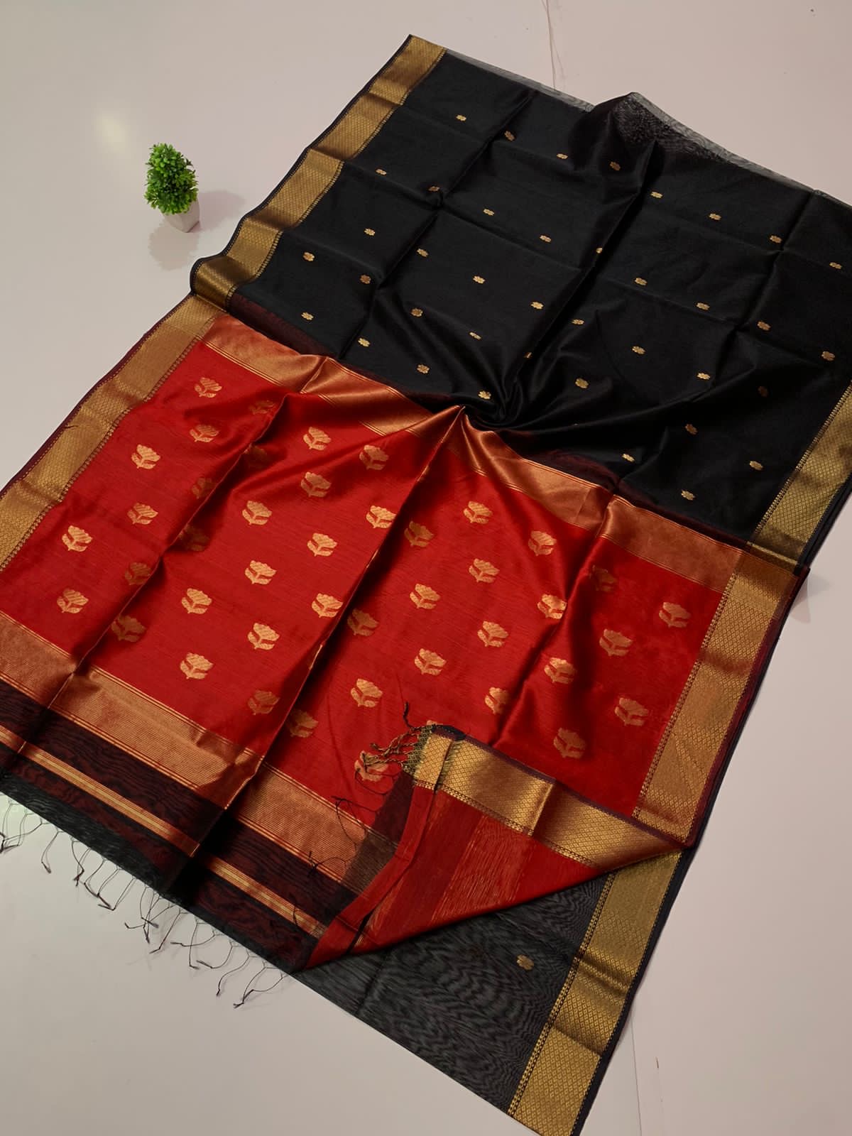 Maheswari Silk Lotus Butta Sarees