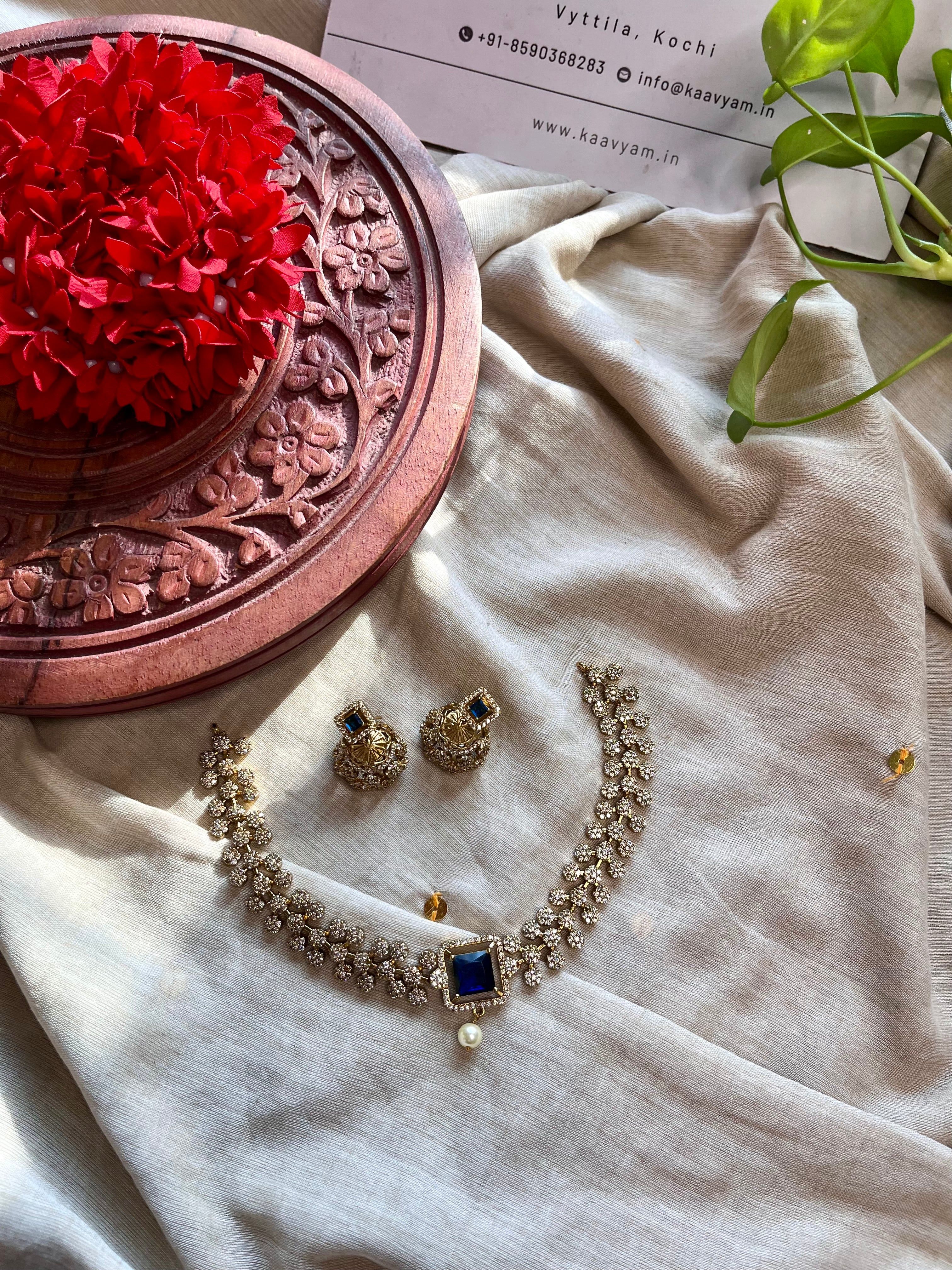 Gulmohar necklace