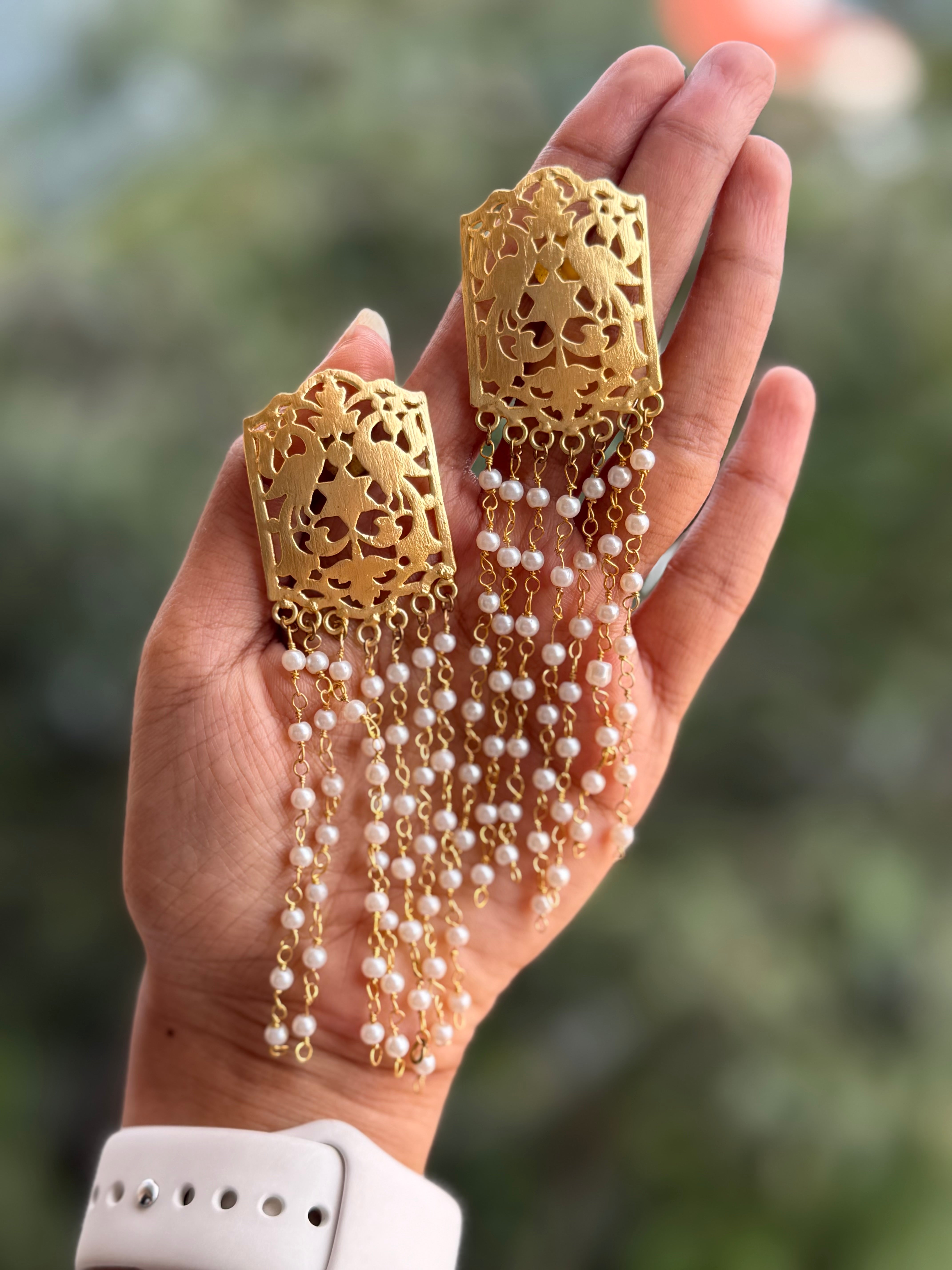 Drop Pearl Earrings