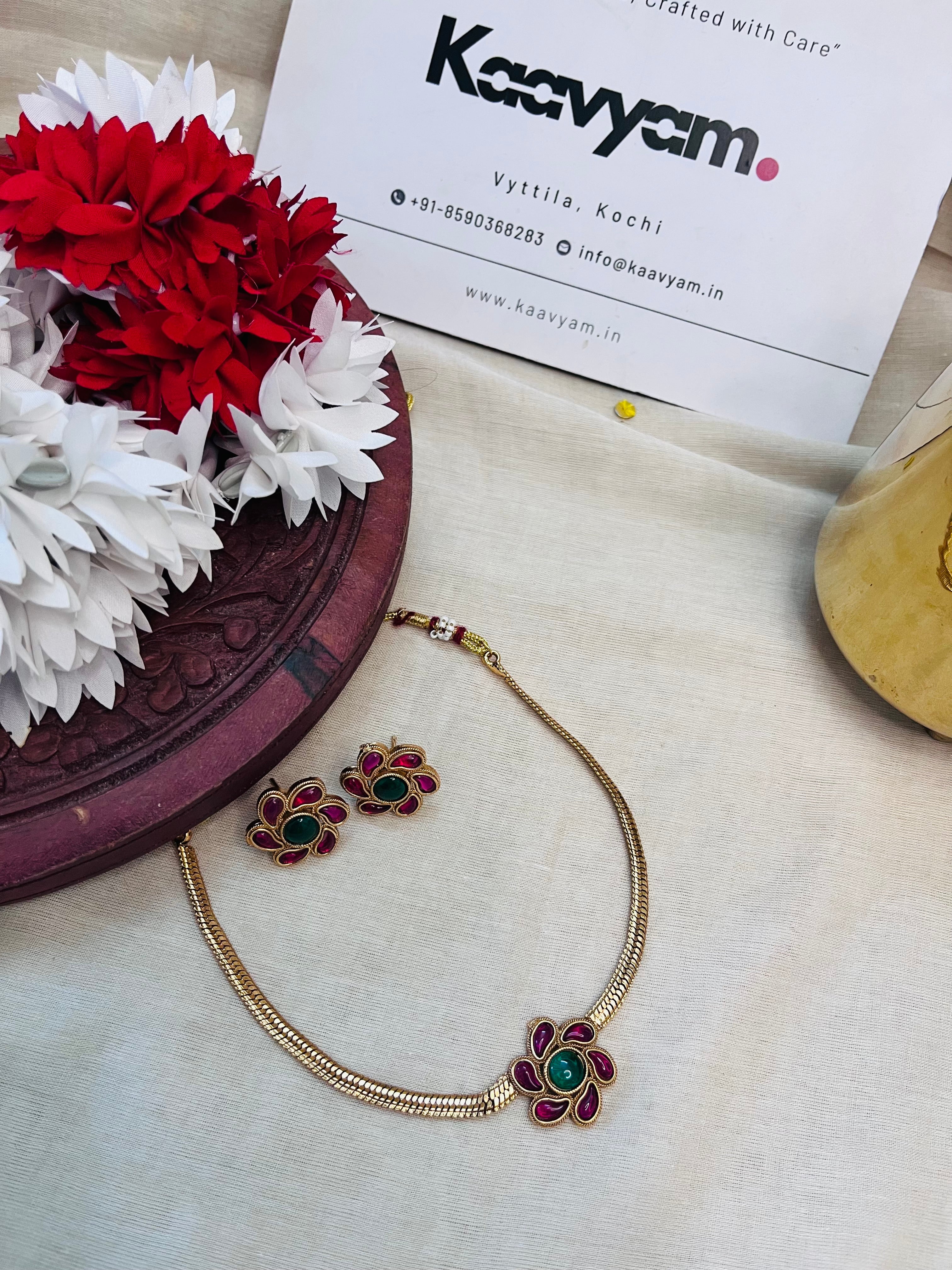 Flower Choker with Earrings