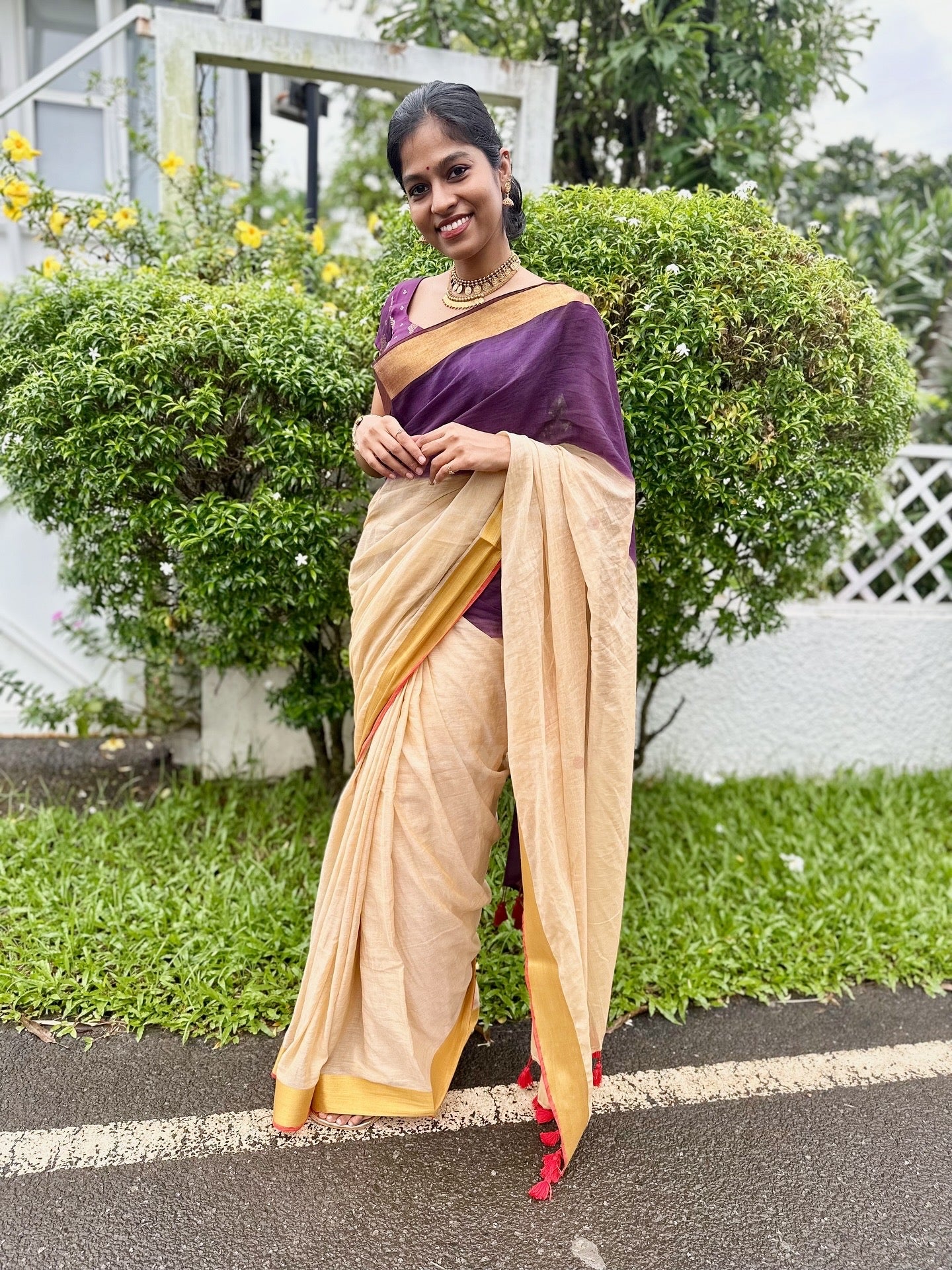 Ombre Kerala Kasav Mul Cotton Saree