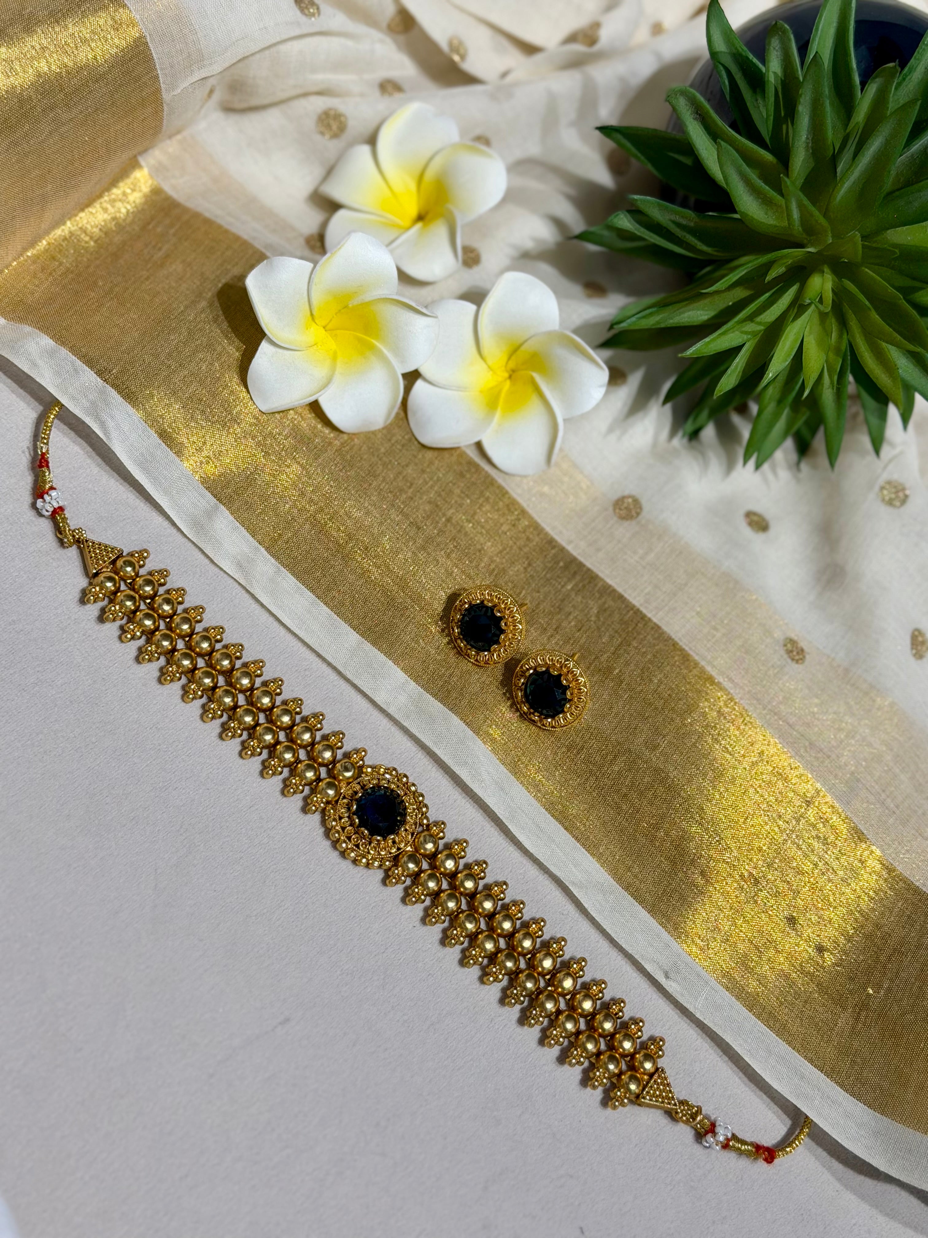 Blue Stone Choker