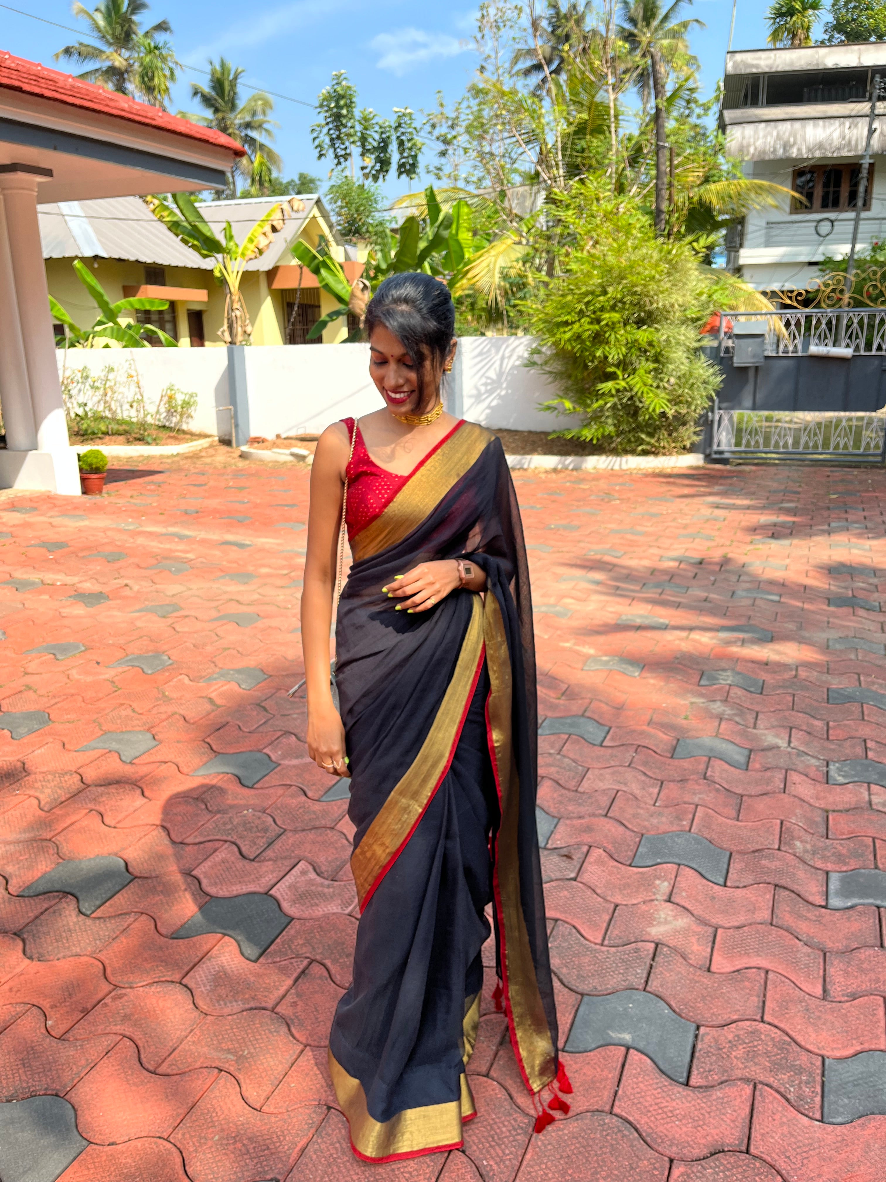 Mul Cotton Kasav & Kara Saree