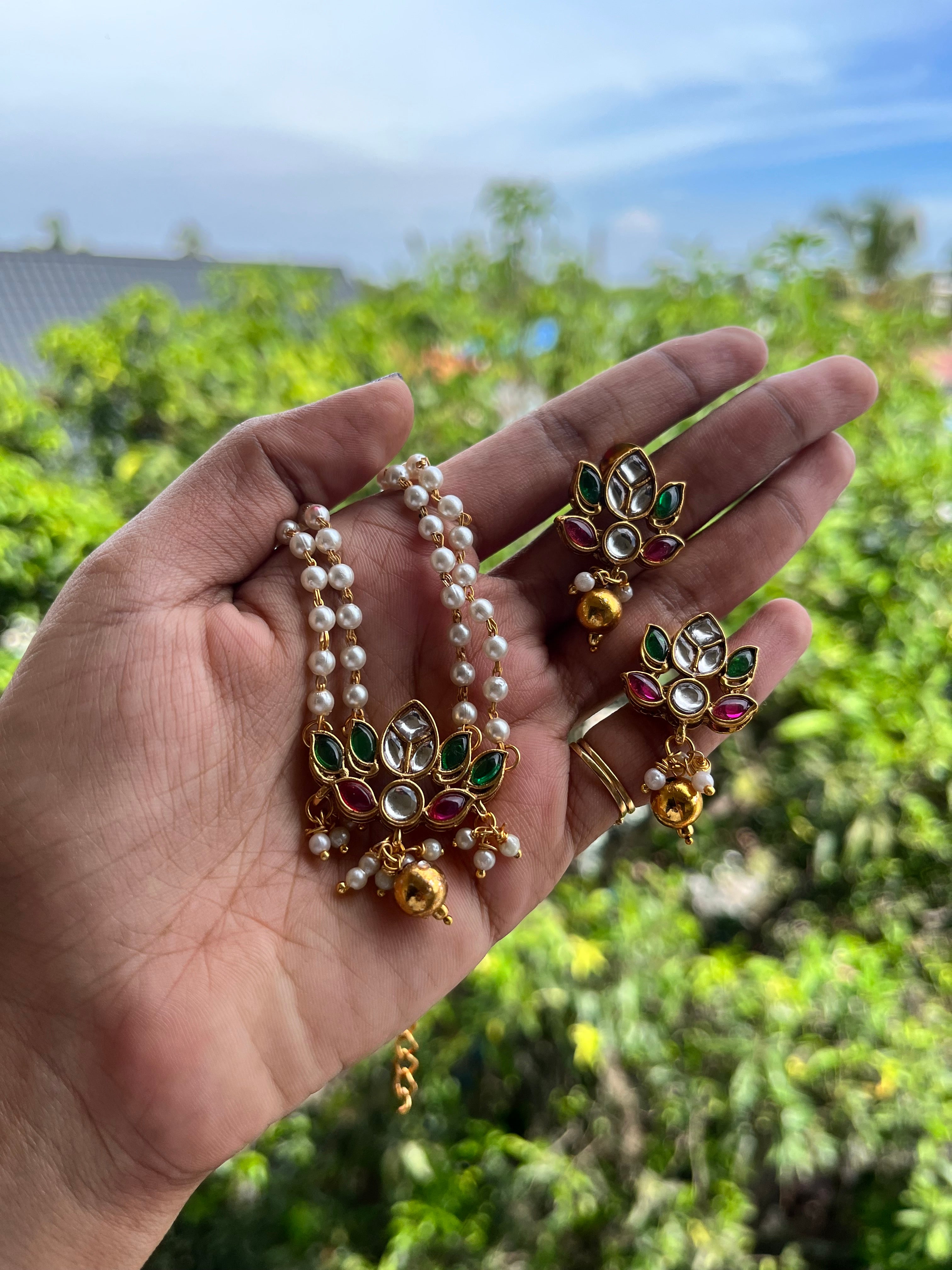 LOTUS PEAL NECKLACE & EARRINGS