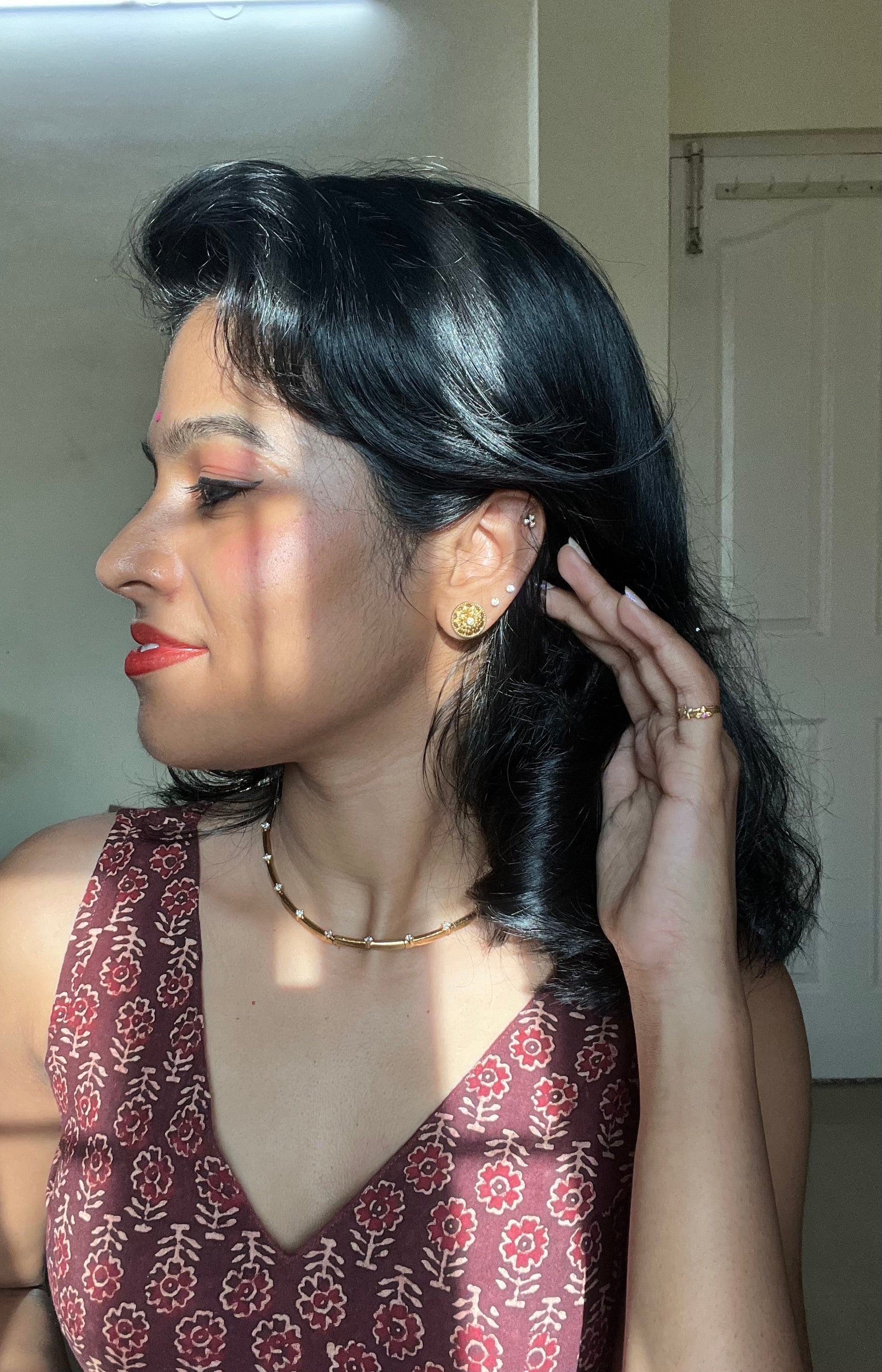 HASLI CHOKER & EARRINGS