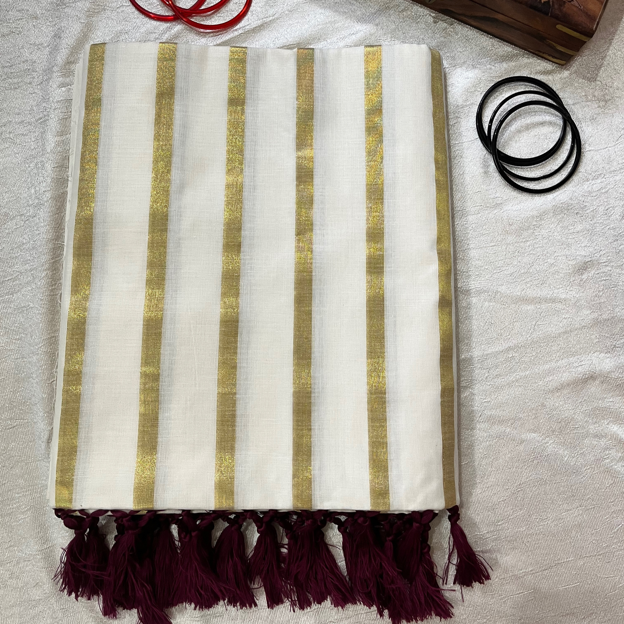 Kerala Kasav Stripe Saree