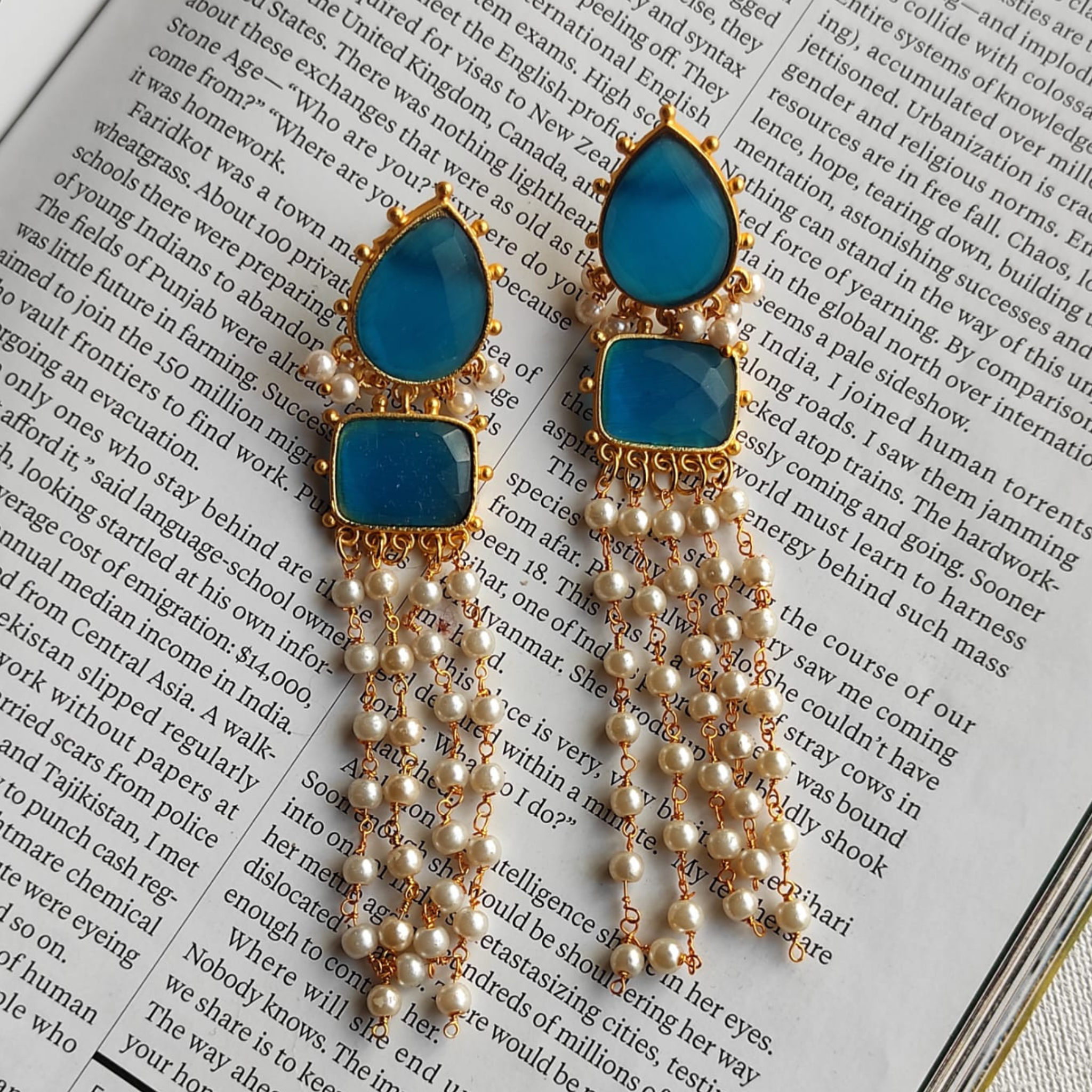 PEARL DROPPED EARRINGS