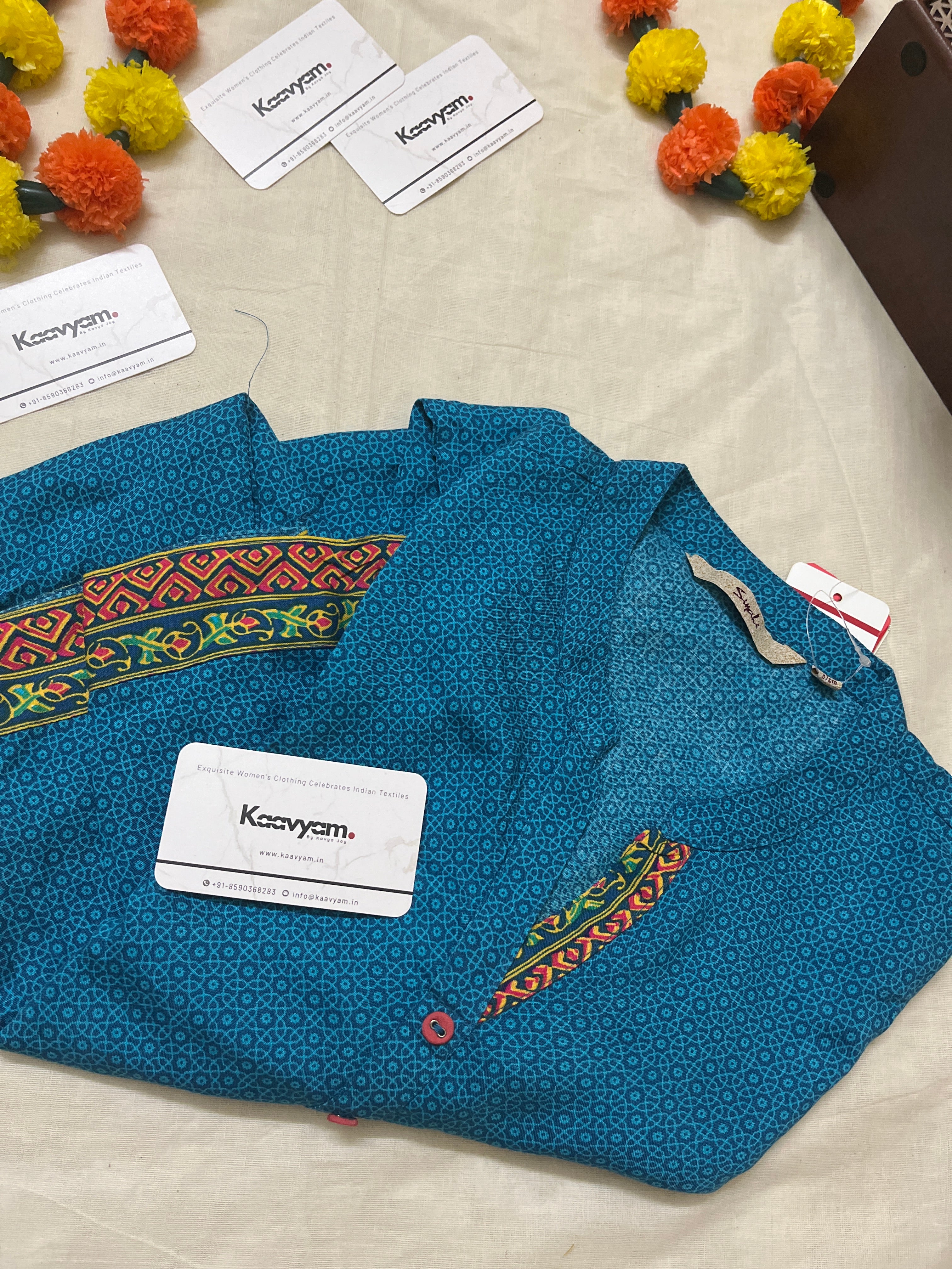 COLLAR BLUE KURTI