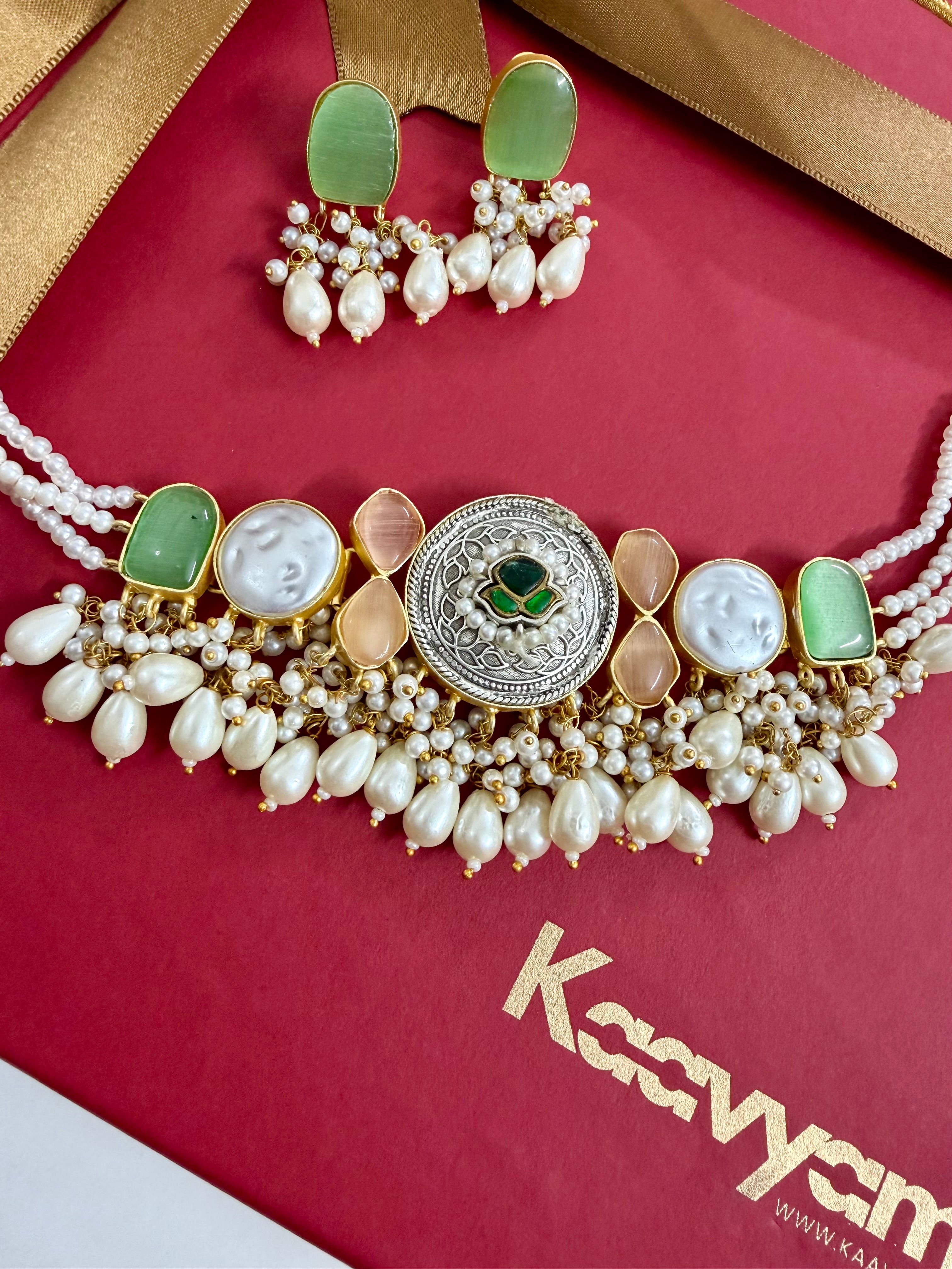 Handmade Heavy choker & Earrings
