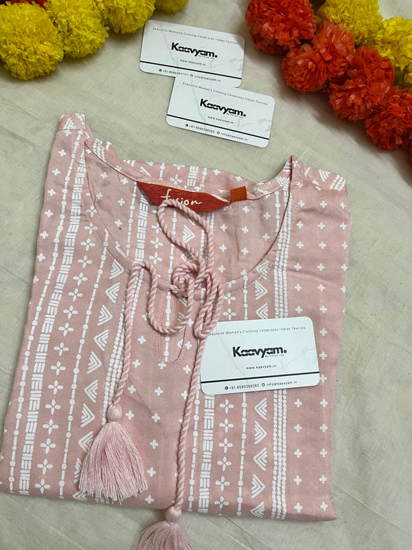 BABY PINK TIE NECK KURTI