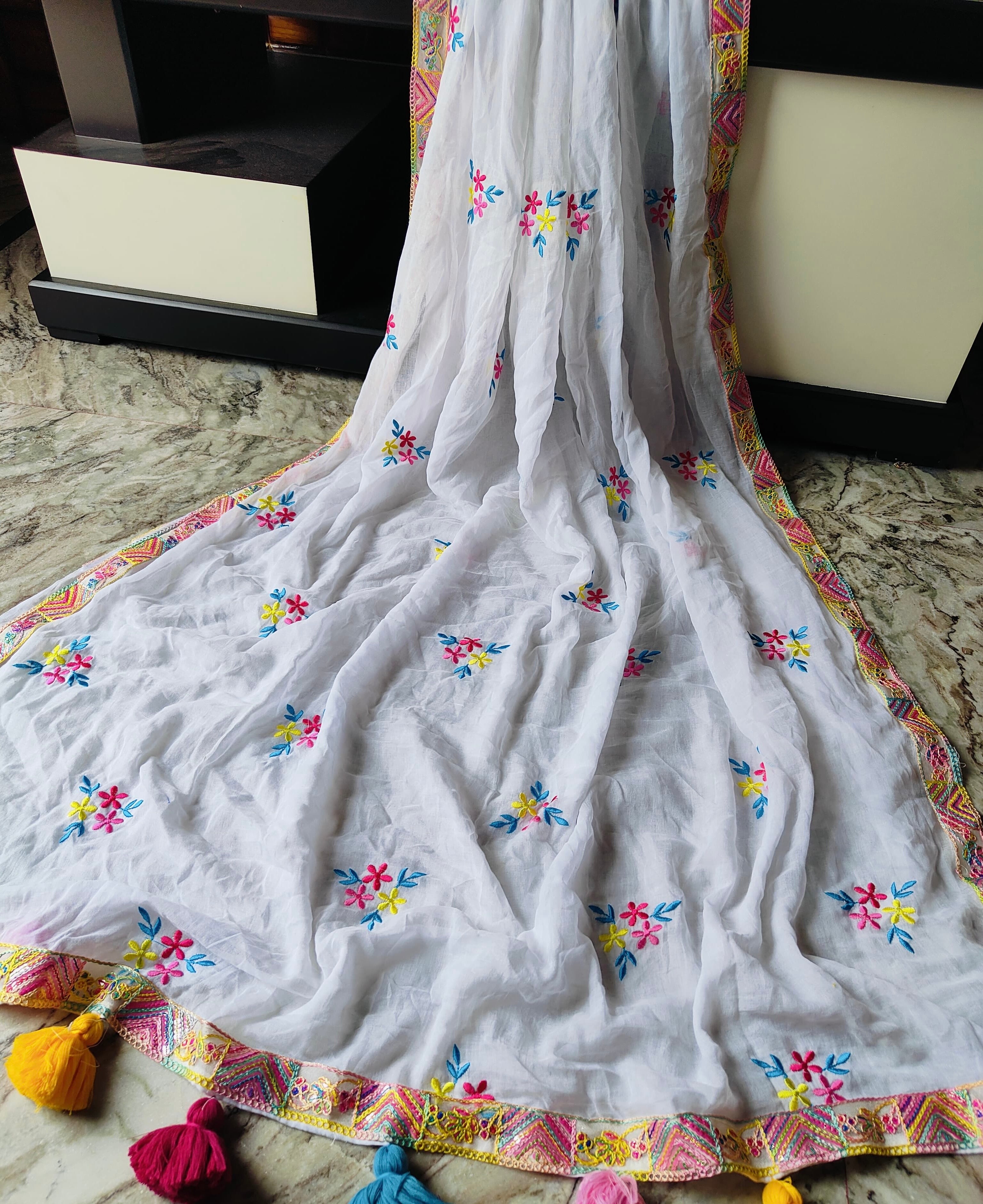 Thechi Embroidery Mul Cotton Saree