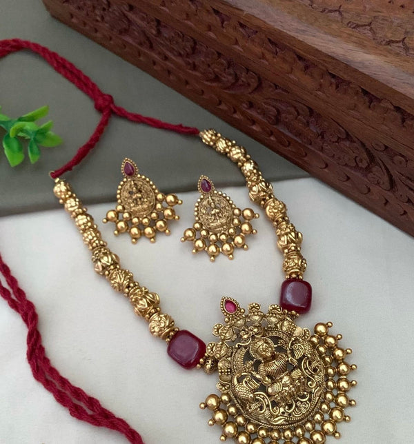 Lekshmi Haaram & Earrings