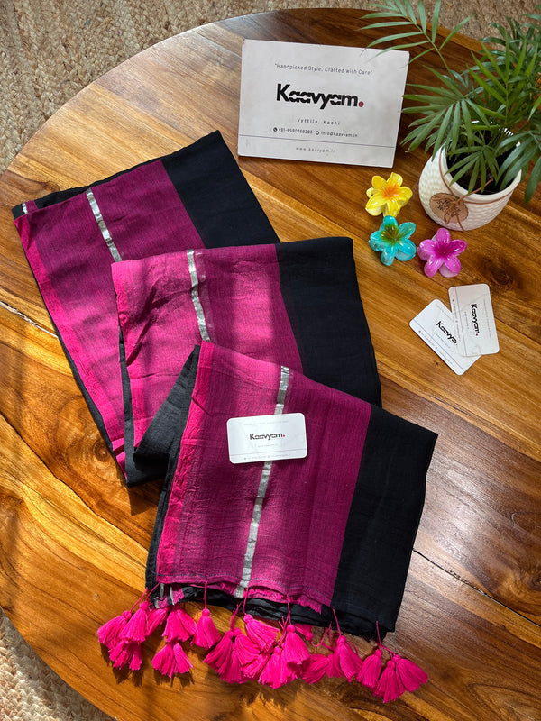 Black & Pink String Border Mul Cotton Saree