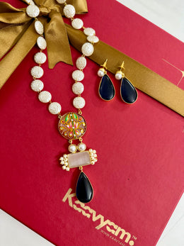 Pearl & Stone Necklace