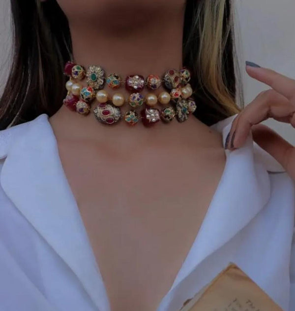 Layer Stone Choker