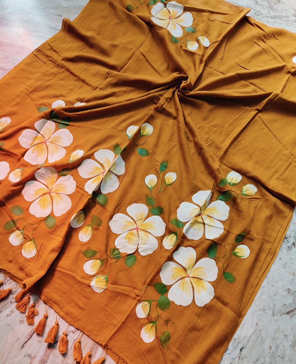 Hibiscus Hand Pianted Mul Cotton Saree