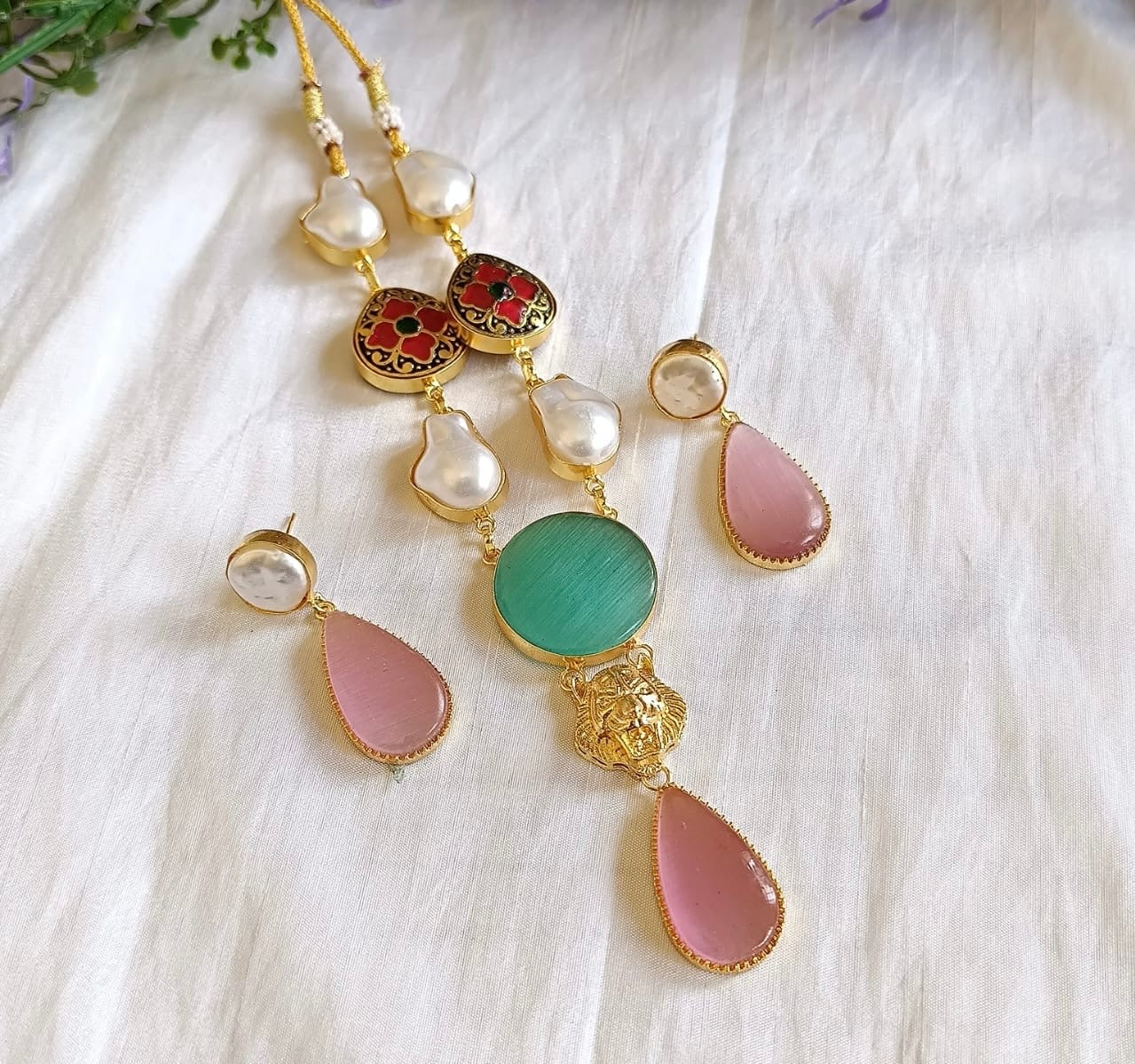 Meenakari Pearl Tikli Necklace