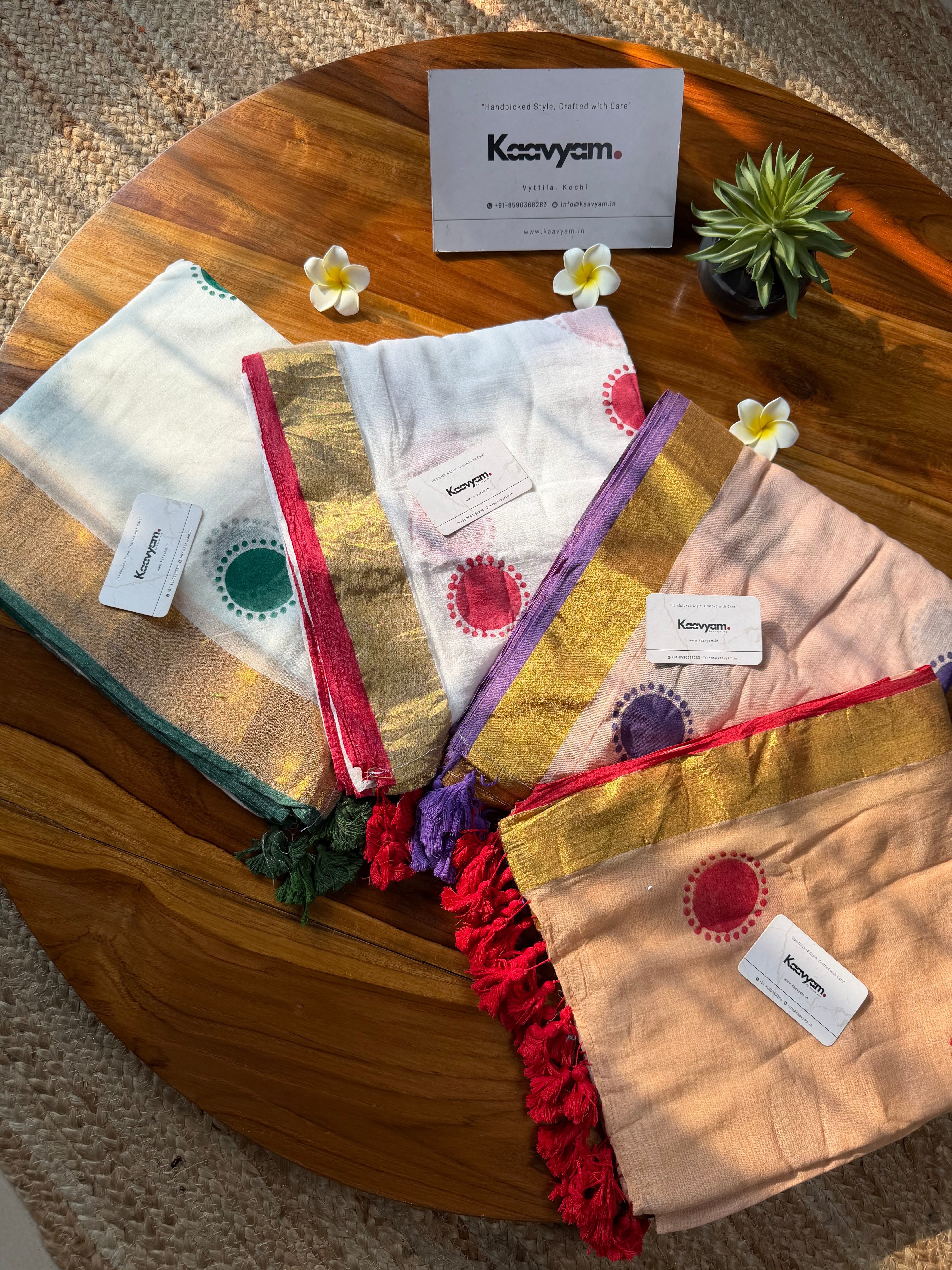 Bindhi Kasav & Kara Mul cotton Saree