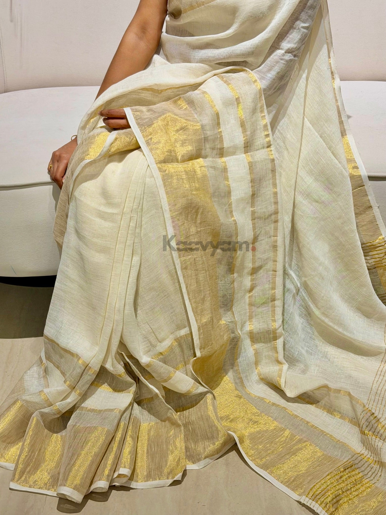 Pon Velli Kasav Linen Saree