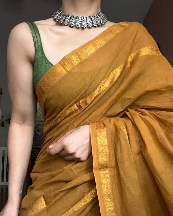 Peacock Border Sungudi Saree