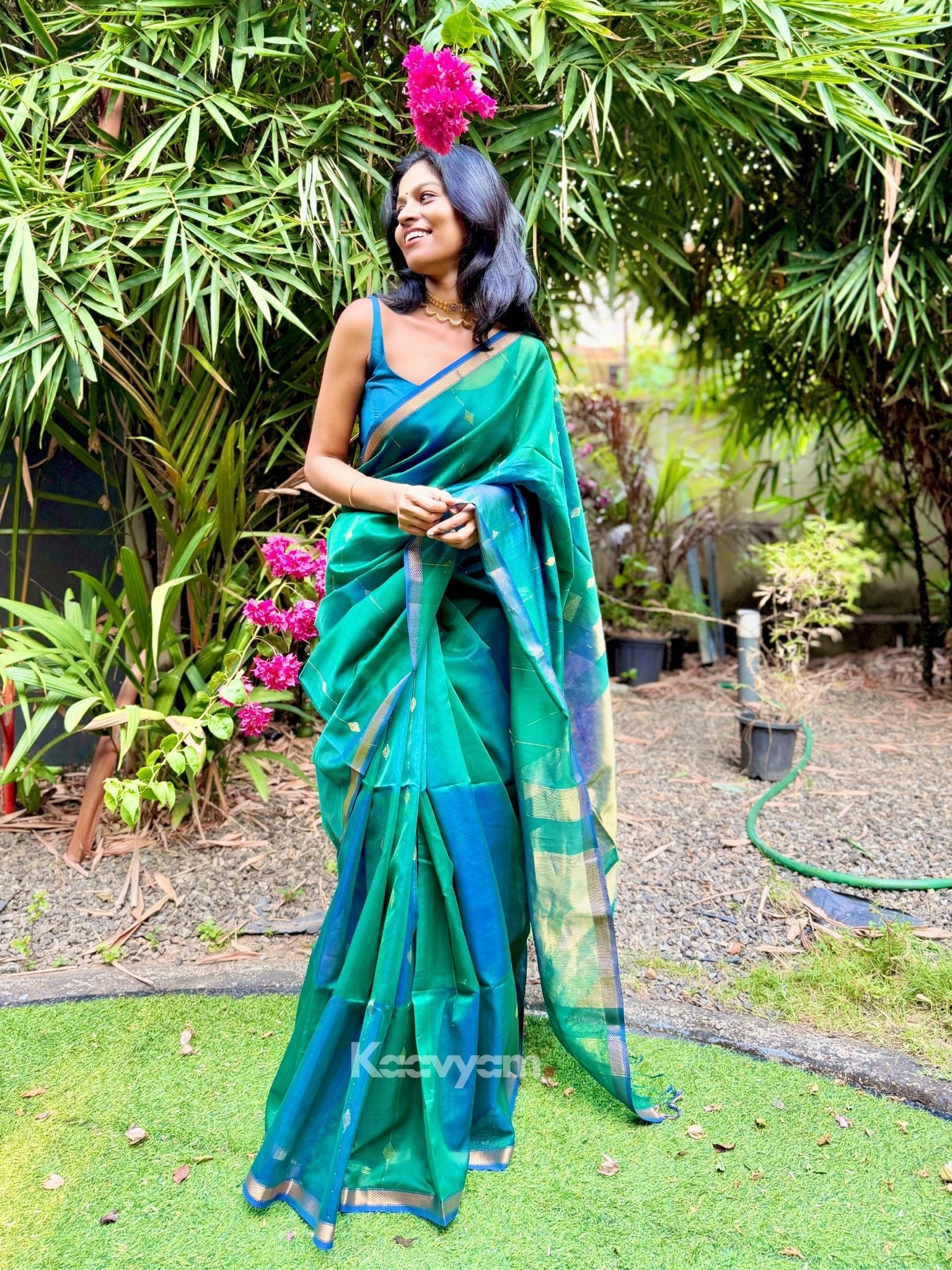 Diamond Zari Maheshwari Silk Saree