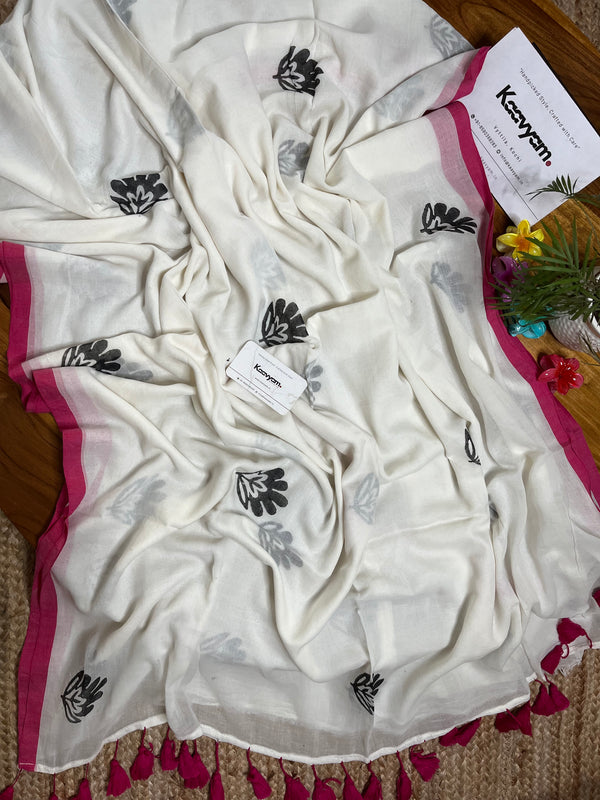 Leaf Printed Mul Cotton Saree