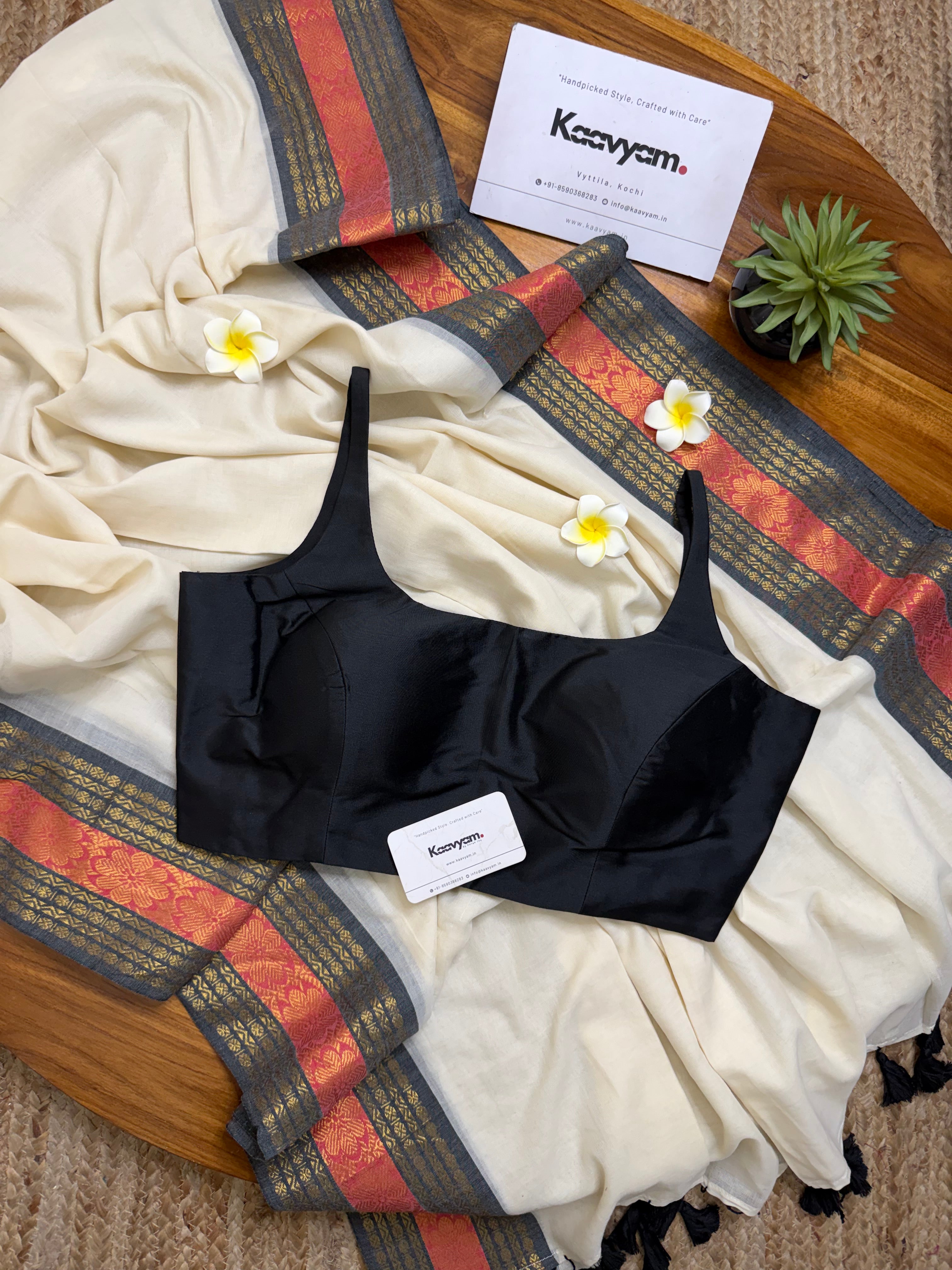 Kanaka Kara Kasav Saree