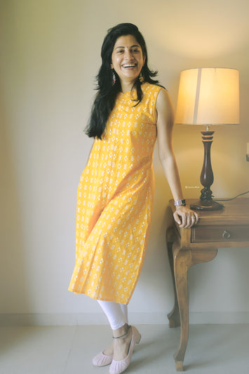 YELLOW SLITLESS KURTHI