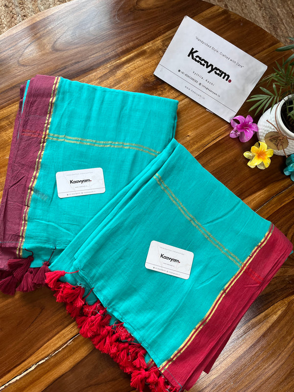 Contrast & Stripe Pallu Mul Cotton Saree