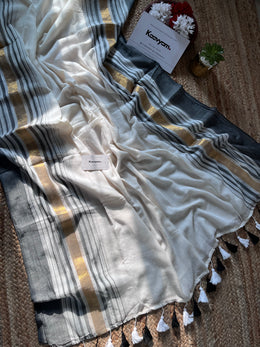Kasav & Kara Border Mul Cotton Sarees