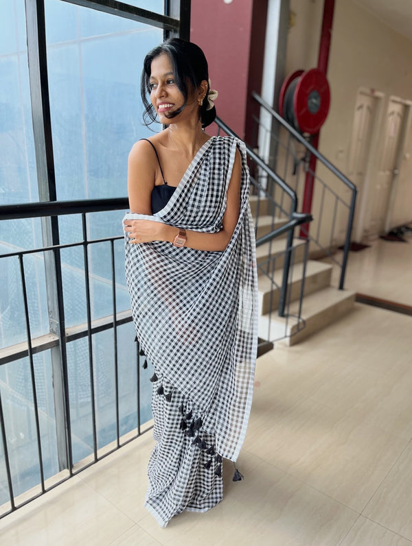 Checks Mul Cotton Saree
