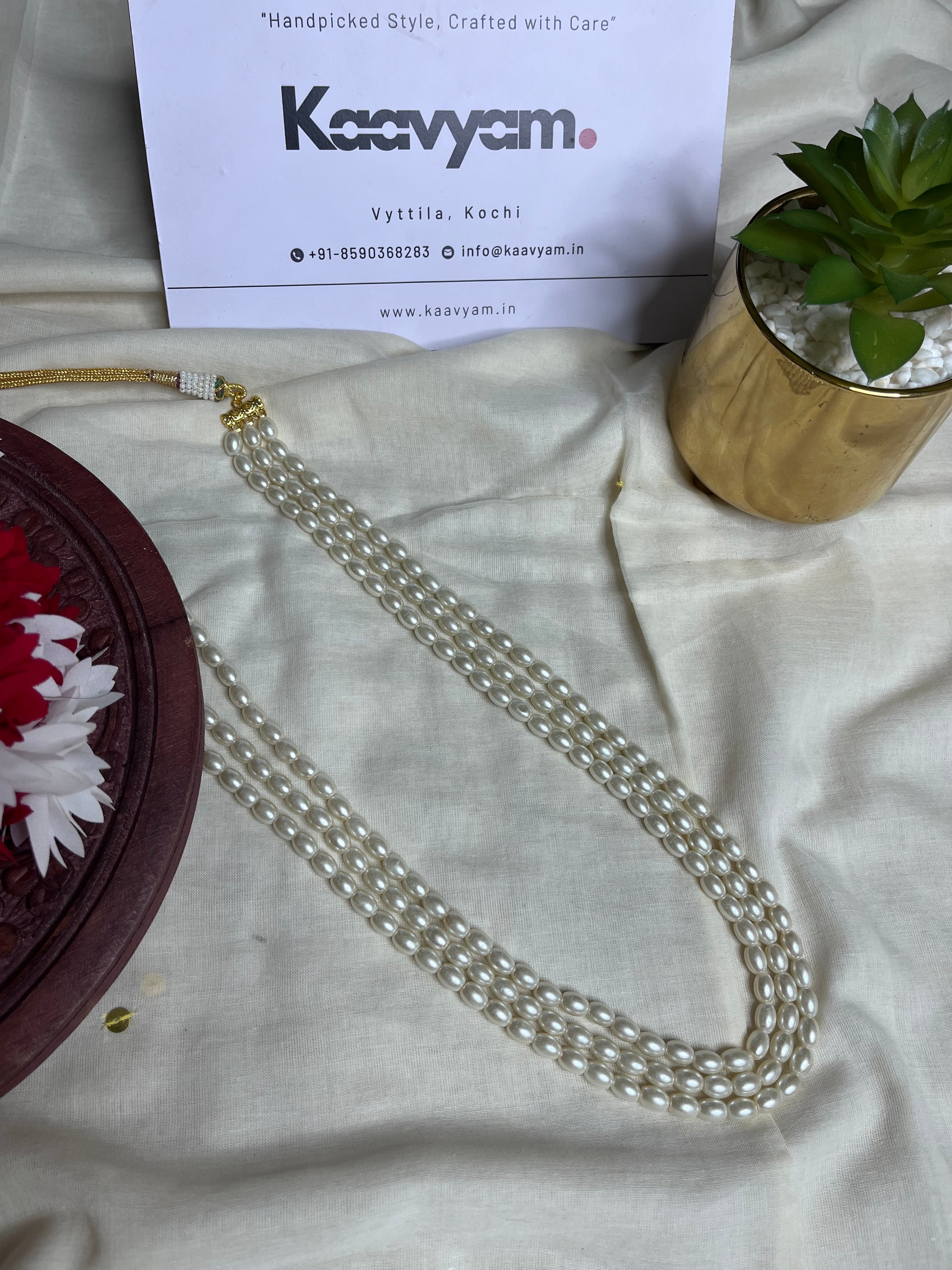 Layer Pearl Long Neckpiece & Earrings