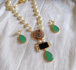 Pearl & Stone Necklace