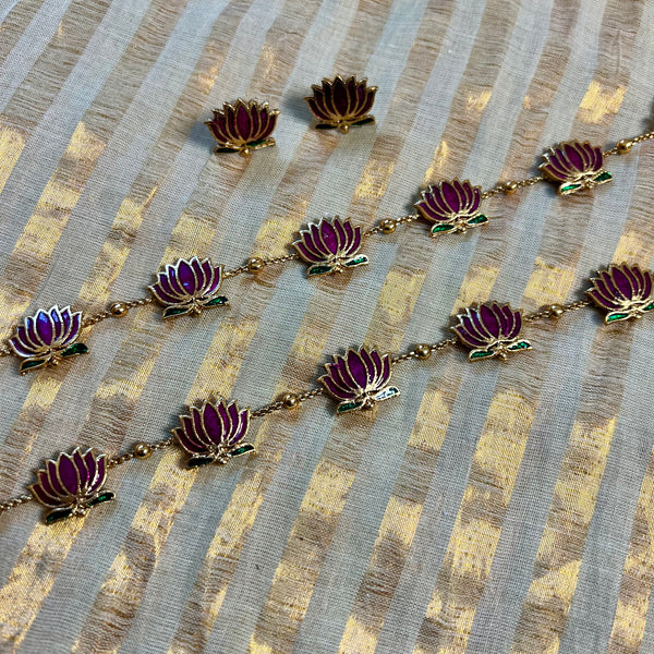 Lotus Choker