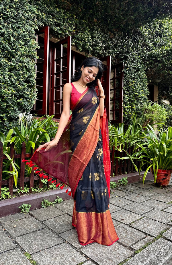 Floral Motif Mul Cotton Saree