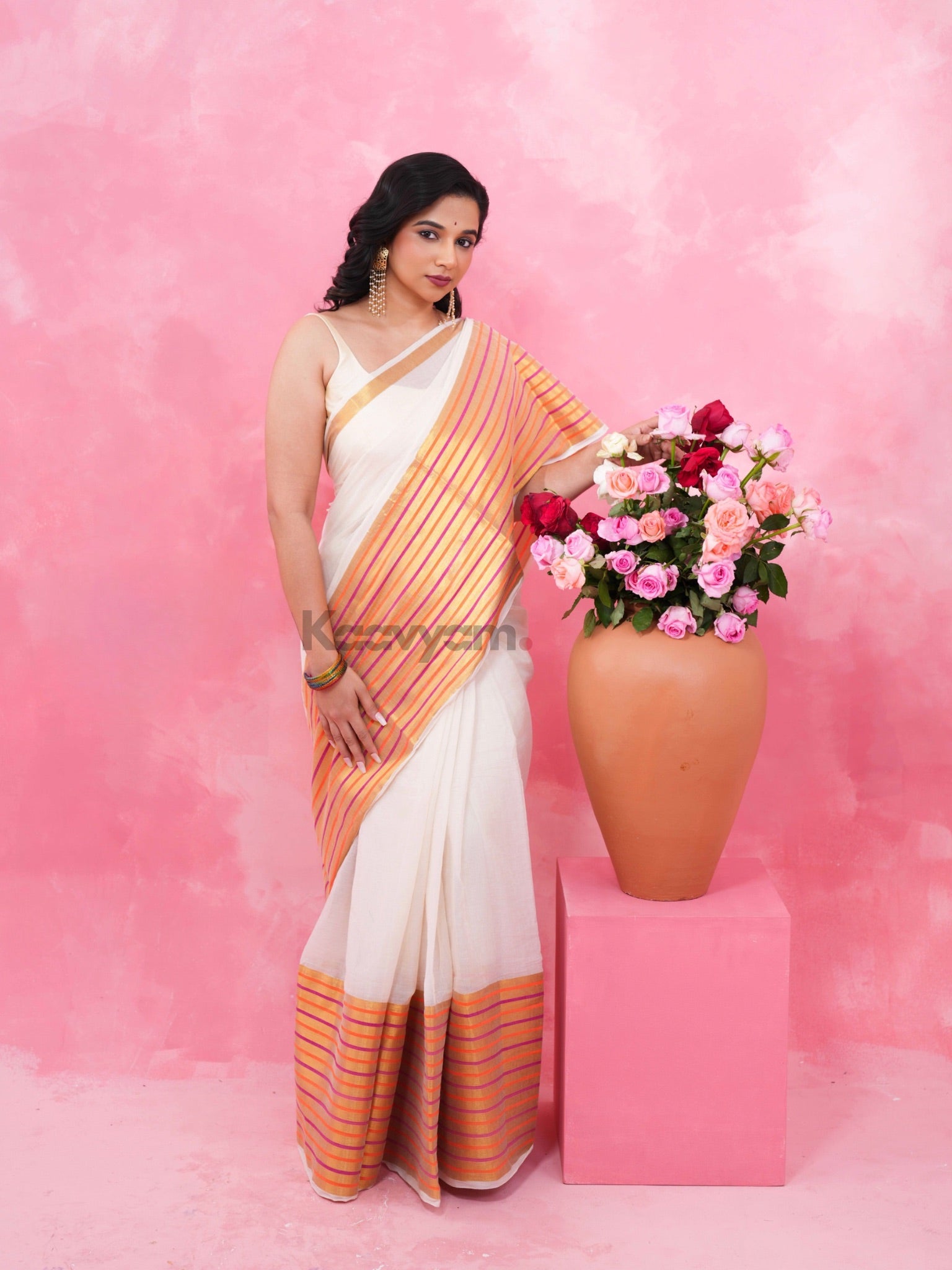 Tharang Kasav Saree