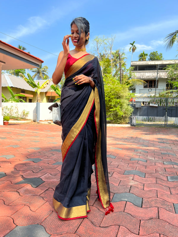 Mul Cotton Kasav & Kara Saree