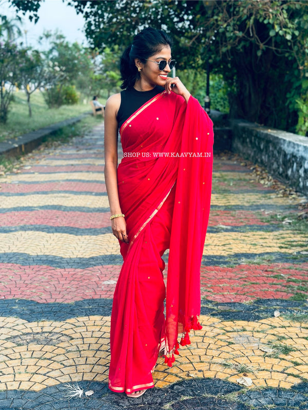 RED GOLDY MUL MUL SAREE