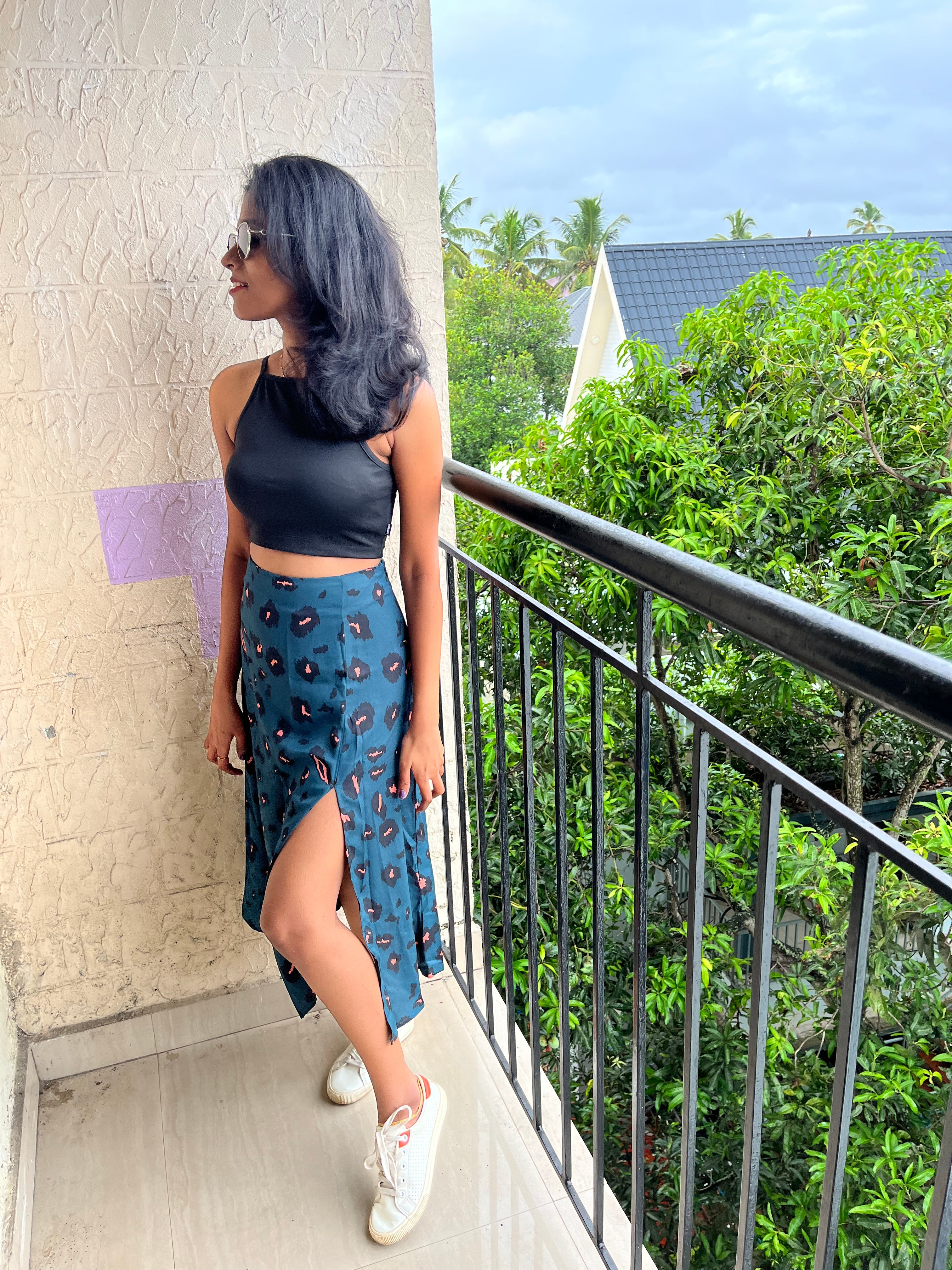 GREEN SIDE SLIT SKIRT