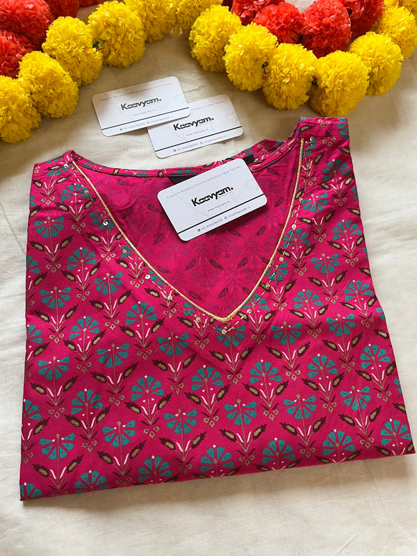 V NECK SEQUINS KURTI