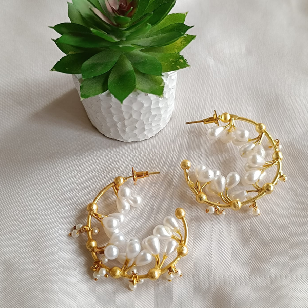 PEARL HOOPS